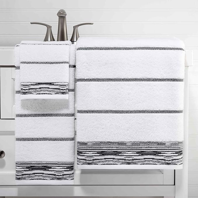 Nicole Miller - Towels, Dorm Room Essentials
