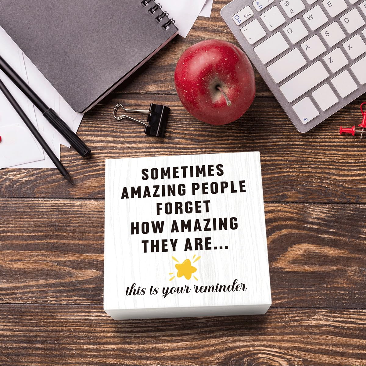 Inspirational Wood Sign - Sometimes Amazing People Forget How Amazing They Are…, Motivational Decor for Home Office, Farmhouse Desktop Decoration, Affirmation Gift, 5.7x5.7inches