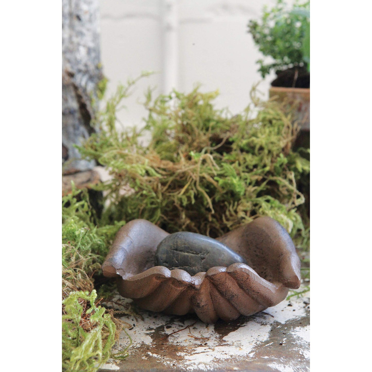 Creative Co-Op Cast Iron Hands Dish with Rust Finish