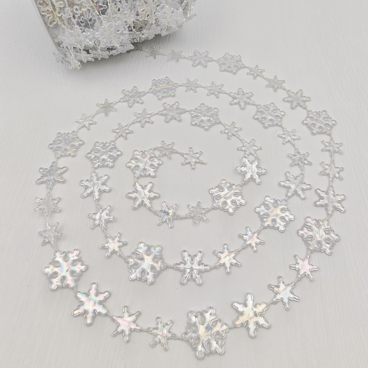 62FT Crystal Beads Strands Acrylic Iridescent Garland for Christmas Tree Decorations DIY Crafts (62FT Iridescent Snowflake)
