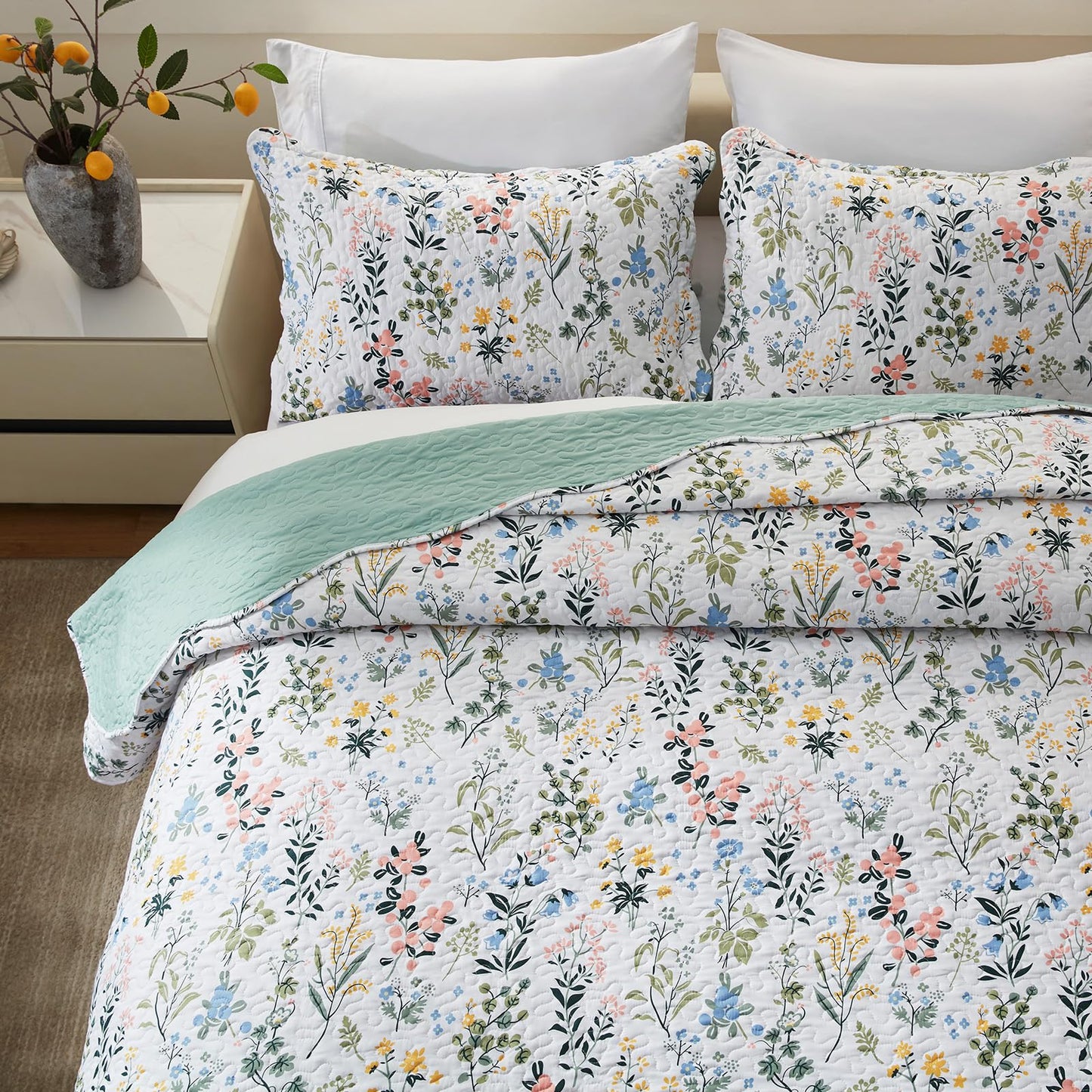 LEAONME 3-Piece Full Queen Size Quilt Set Lightweight Bedspread Coverlet 90''x98'' Garden Style Floral Printed Oversized Bedding Set with Shams for All Season