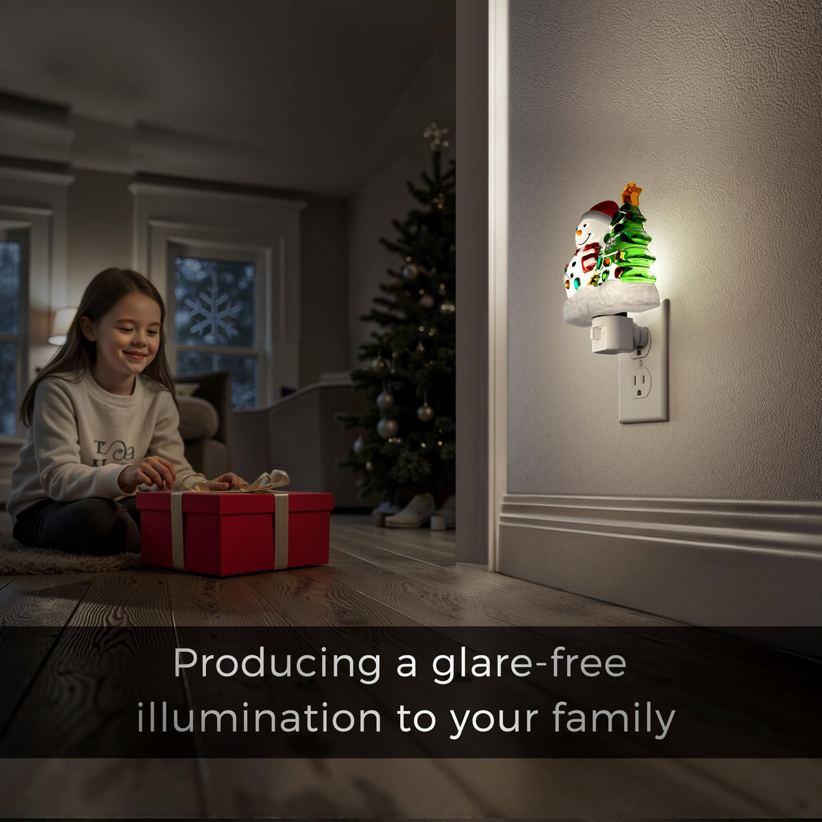 L LOHAS LED Christmas Night Lights Plug into Wall, 5000K Daylight, 360° Rotatable Christmas Tree & Snowman Nightlight, Night Light for Kids, Ideal for Christmas Home Decor, 1 Pack