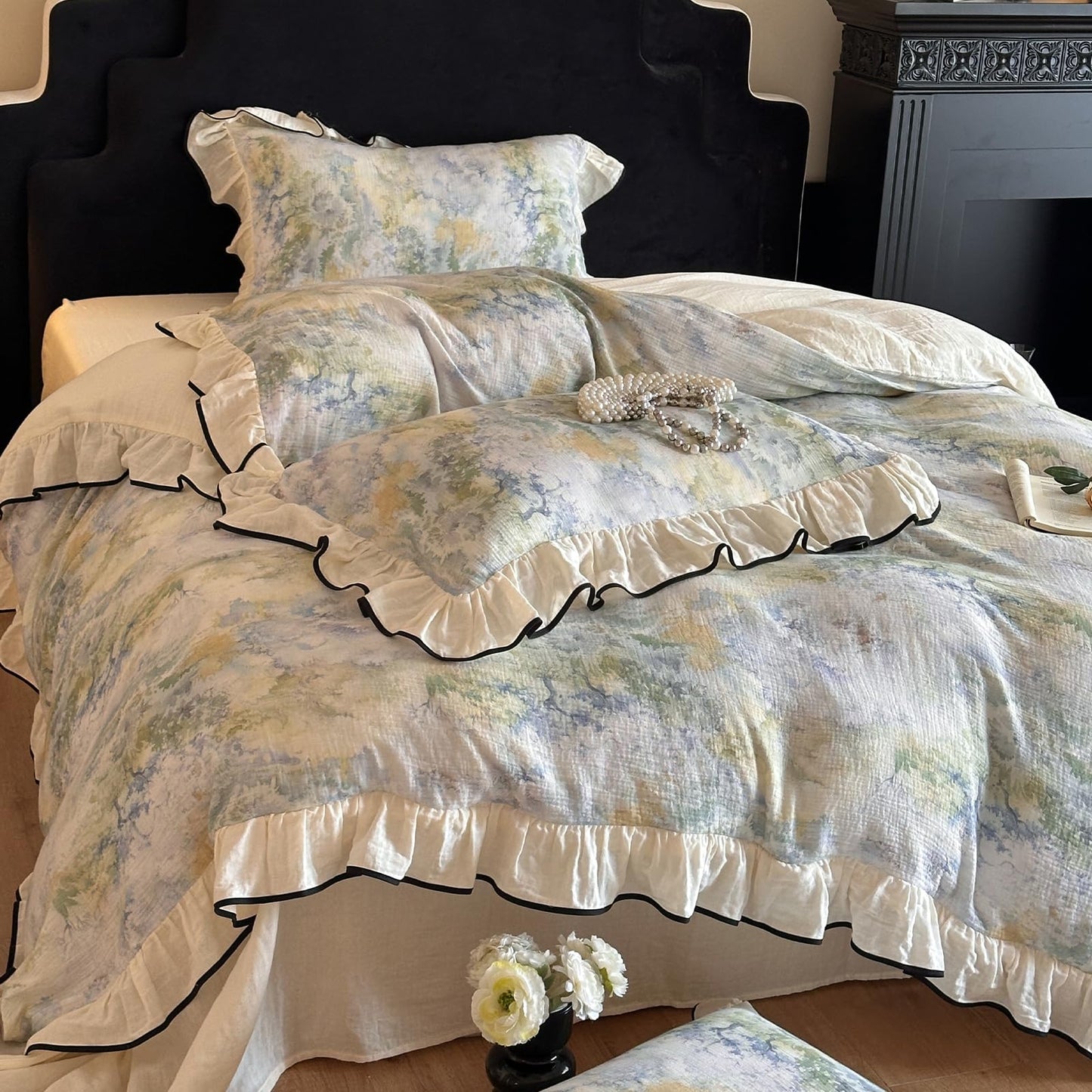 VM VOUGEMARKET Romantic Ruffle Duvet Cover Queen Breathable Muslin Cotton Wash Painting Style Duvet Cover Soft Linen Like Gauze Bedding Set-Queen Size