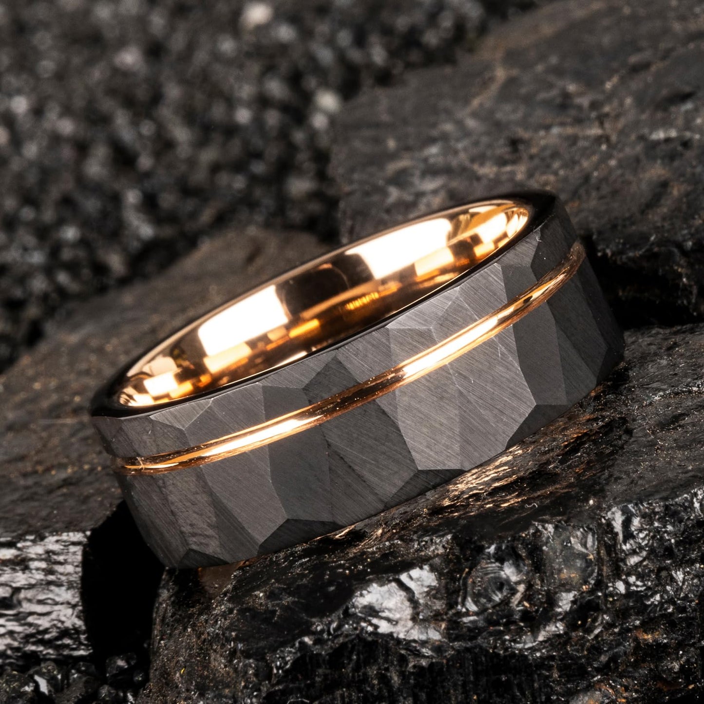 JEWPER 8mm Men Womens Wedding Band Tungsten Rings Black rose gold Fashion Promise Carbide Hammered groove design on outer ring Matte Finish Edge Comfort Fit Size(13)