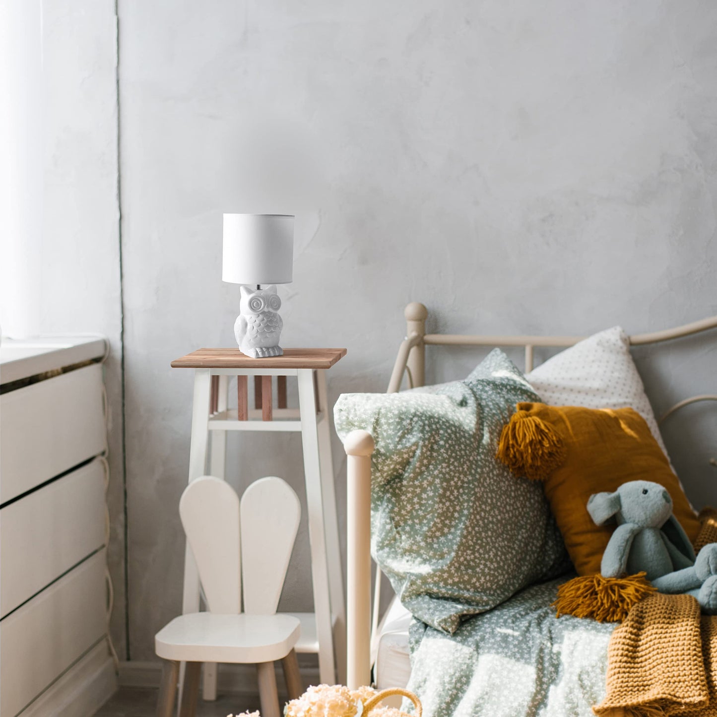 Simple Designs LT1136-OFF 12.8" Tall Contemporary Ceramic Owl Bedside Table Desk Lamp w Matching Fabric Shade for Home Decor,Bedroom, Nightstand, Living Room, Entryway, Kids' Room, Nursery, Off White