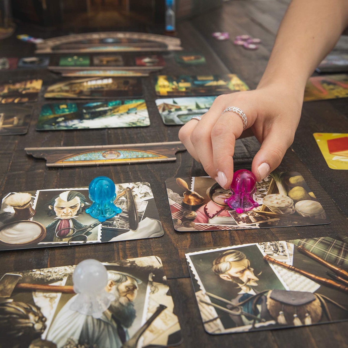 Asmodee Mysterium Board Game - Enigmatic Cooperative Mystery Game with Ghostly Intrigue, Family Fun for Kids & Adults, Ages 10+, 2-7 Players, 42 Minute Playtime