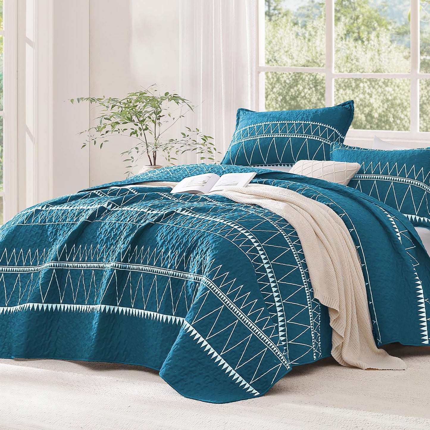 Andency Teal California King Quilt Set, 3 Pieces Boho Lightweight Soft Striped Cal King Bedspread for All Season (112"x104"), Printed Bohemian Polyester Reversible Coverlet Comforter Sets