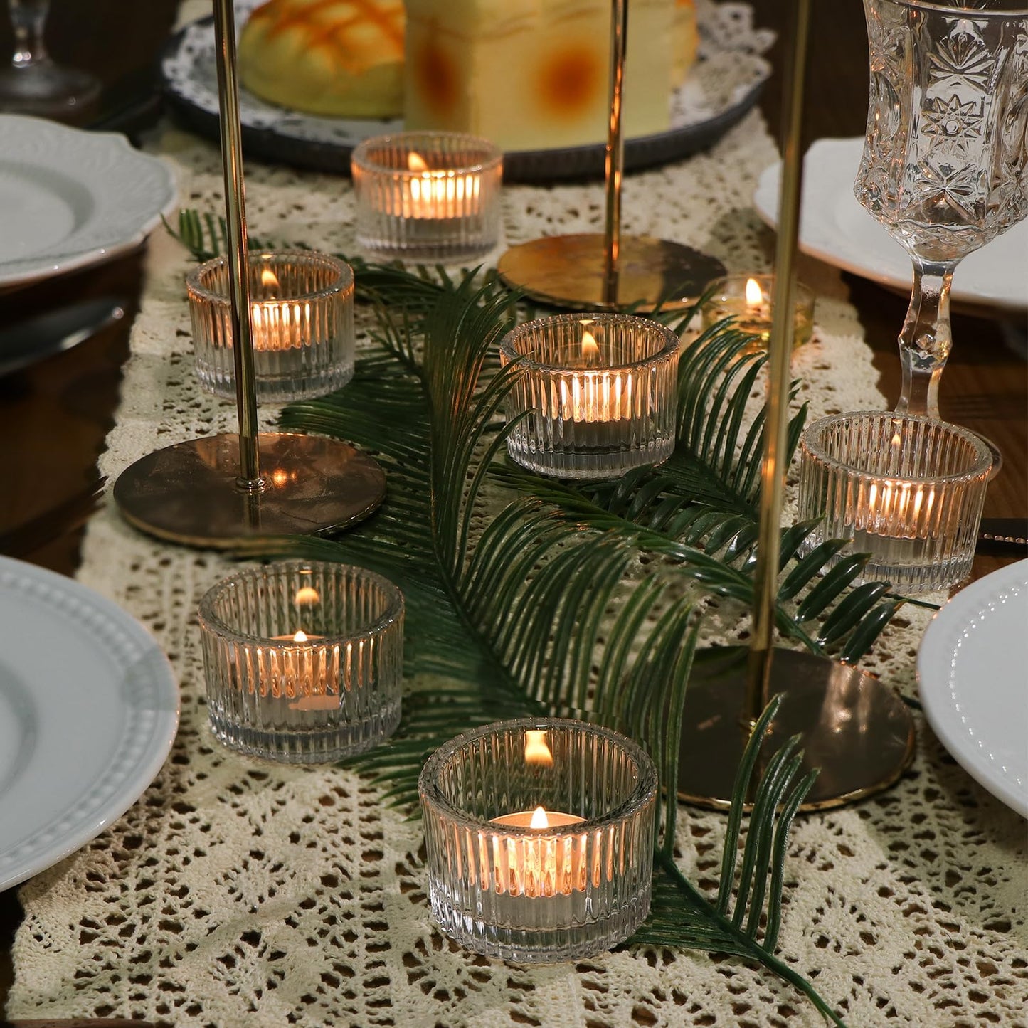 HAVITI 24 Pack Clear Tealight Candle Holders, Glass Votive Candle Holders for Fall Wedding Table Centerpiece, Home Decor and Party Supplies