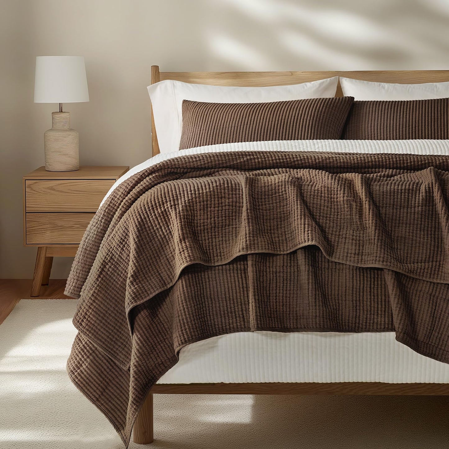 EVERGRACEHOME Cotton Coverlet Set King Size 3 Pieces, Lightweight Soft Ribbed Matelassé Bedspread Quilt Set, Cozy Oversized Quilted Bedding Set with 2 Pillow Shams for All Seasons, Sienna Brown
