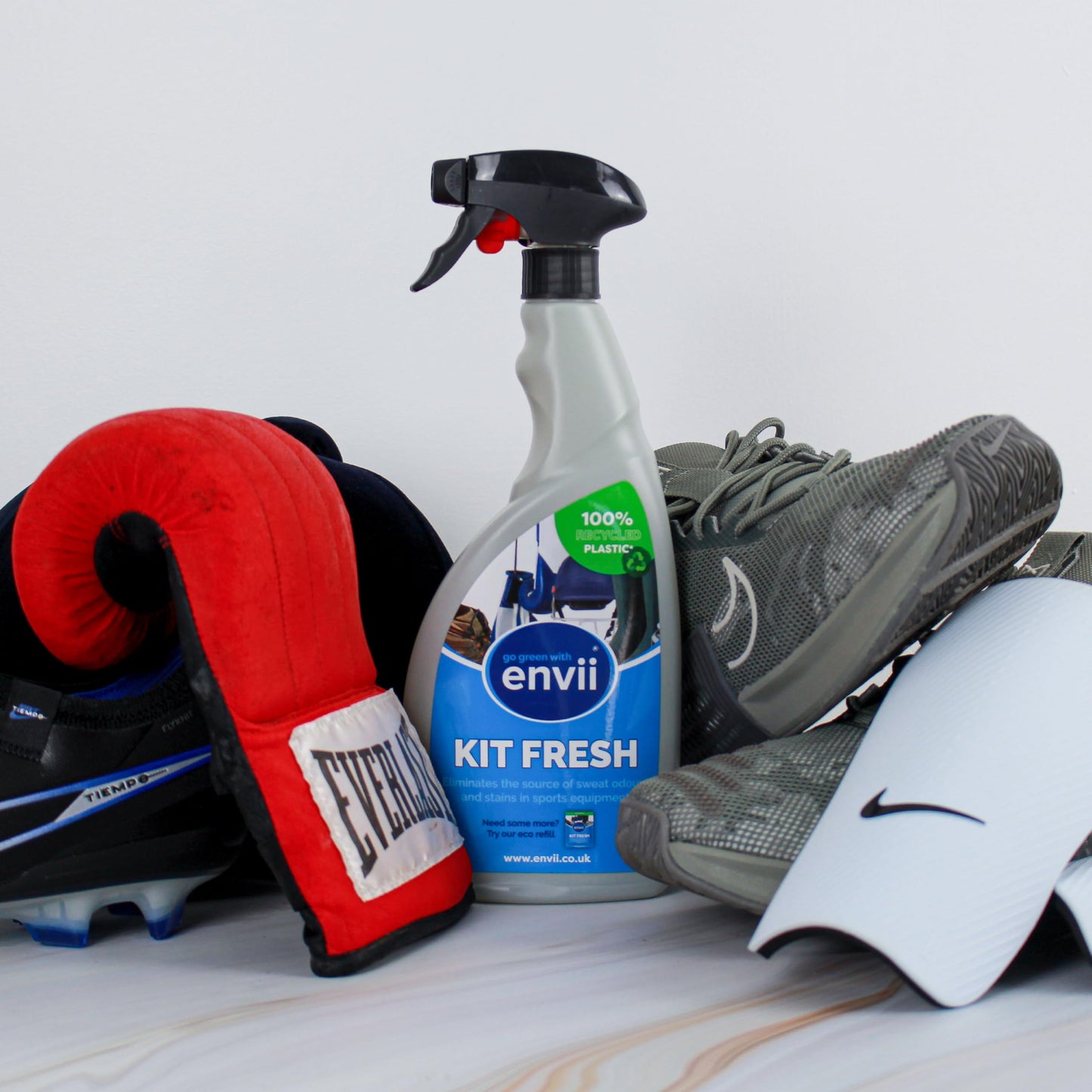 Envii Kit Fresh – Effective Sweat Odour Remover for Clothes & Sports Equipment, Natural Boxing Glove Deodoriser Spray to Use on Trainers, Gym Kit & Clothes, Shoe Odour Eliminator 750ml Spray
