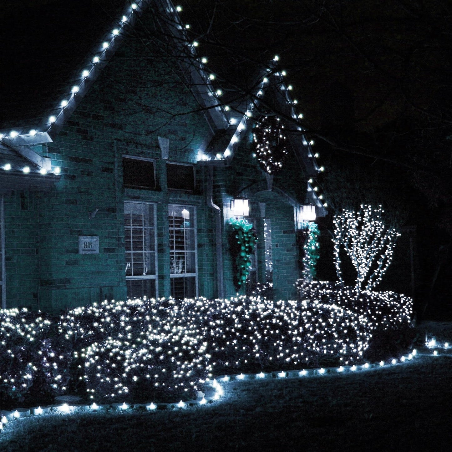 Dazzle Bright 164 FT 500 LED Christmas String Lights, Waterproof Green Wire String Lights with 8 Modes, Outdoor Christmas Decorations for Indoor Garden Party Yard Decor (White)