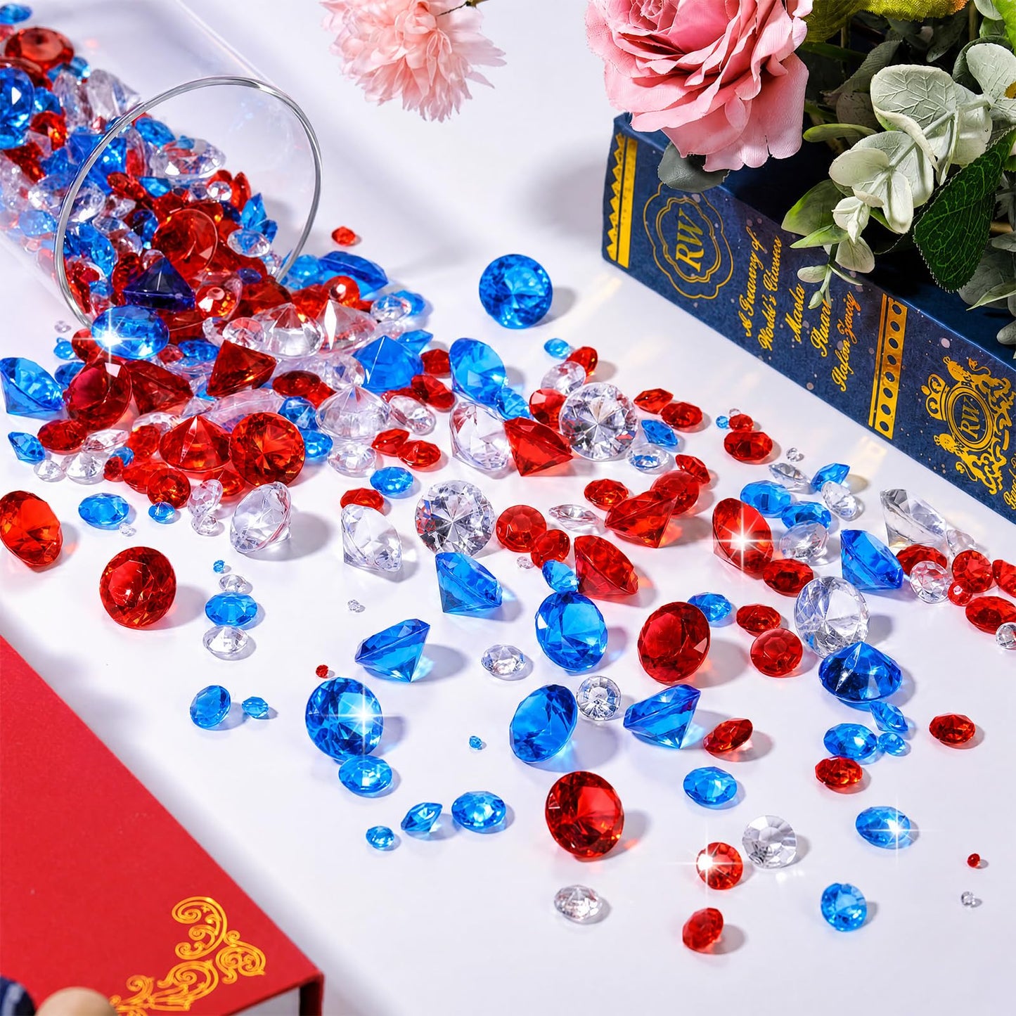 Hicarer 800 Pieces Red Clear Blue Diamond Decorations Patriotic Acrylic Diamond Table Scatter Crystals for 4th of July Independence Day 250th Anniversary USA Birthday DIY Crafts Home Party Decorations