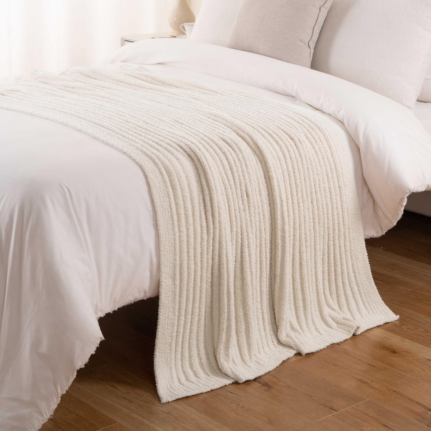 BATTILO White Throw Blanket for Couch, Knit Fuzzy Plush Cream Throw Blankets, Warm Cozy Lightweight Blanket for Bed, Sofa, Home Decor, 50"x60"