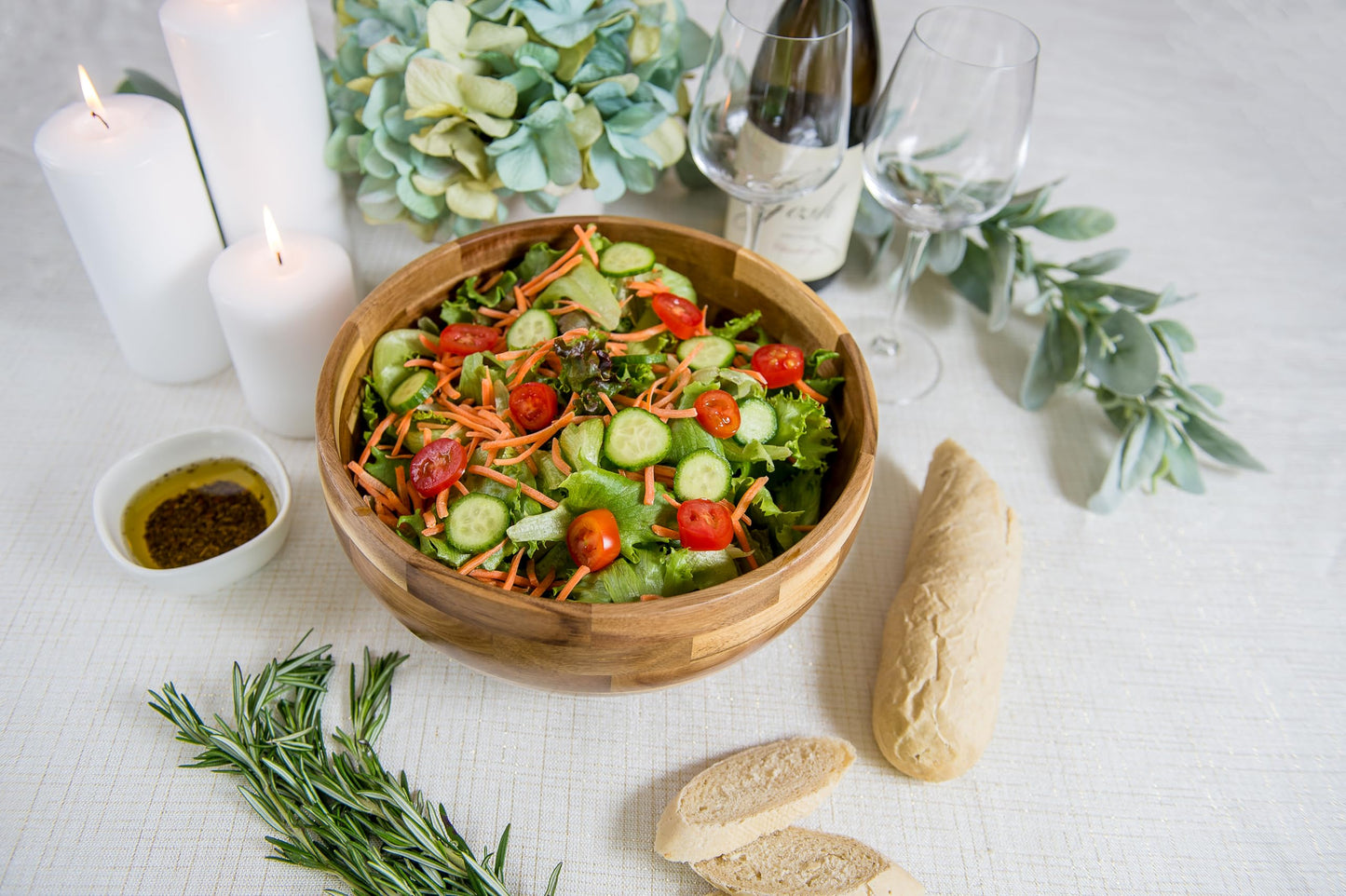 Lipper International Acacia Round Serving Bowl for Pasta, Fruits, Salads, or Popcorn, 10" Diameter x 4.75" Height, Single Bowl