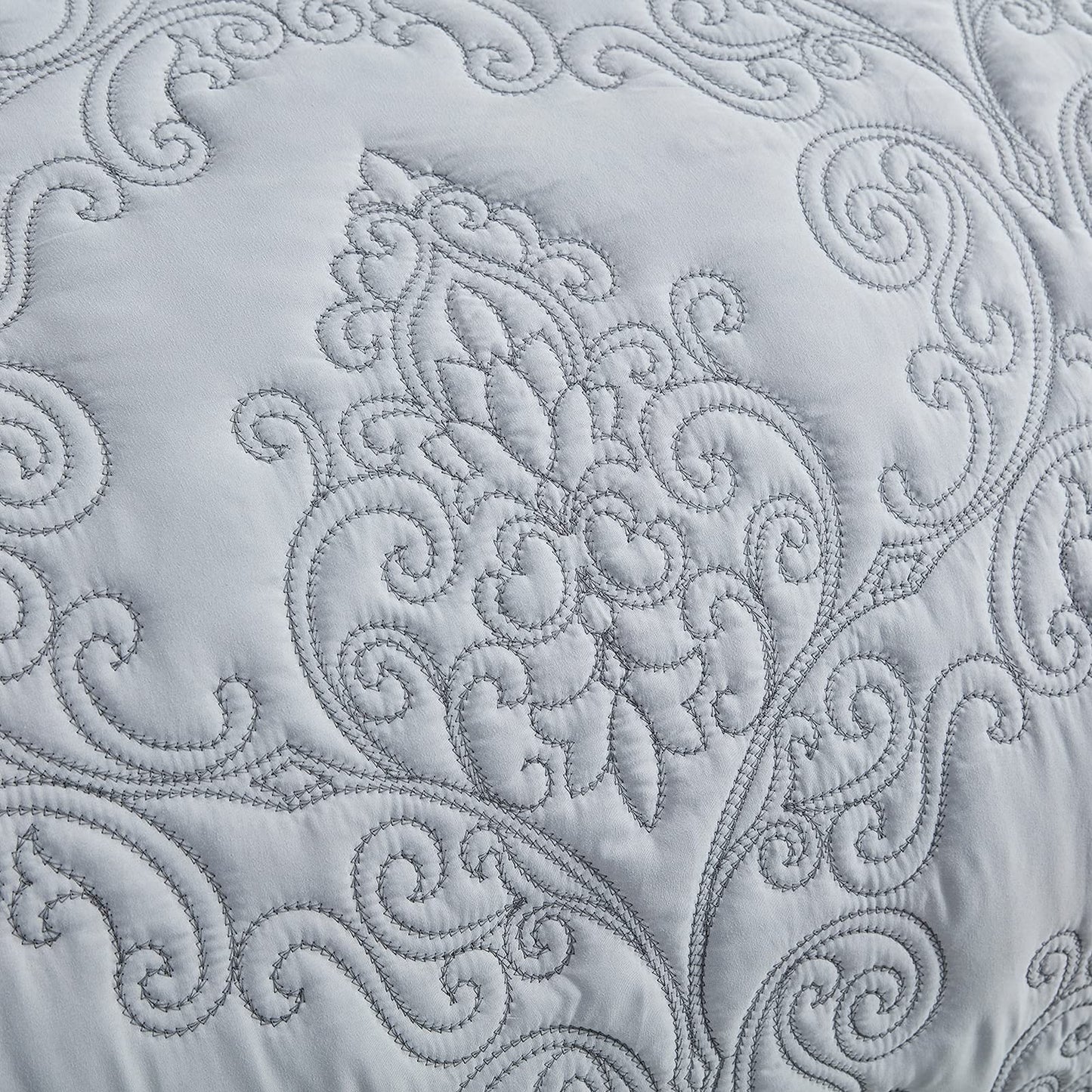 CHIXIN Bedspread Coverlet Set Queen Size - Lightweight Bedding Cover - Beautiful Stitching - 5 Piece Reversible Bedspread - Luxury Damask Paisley Pattern (Queen, Light Grey)