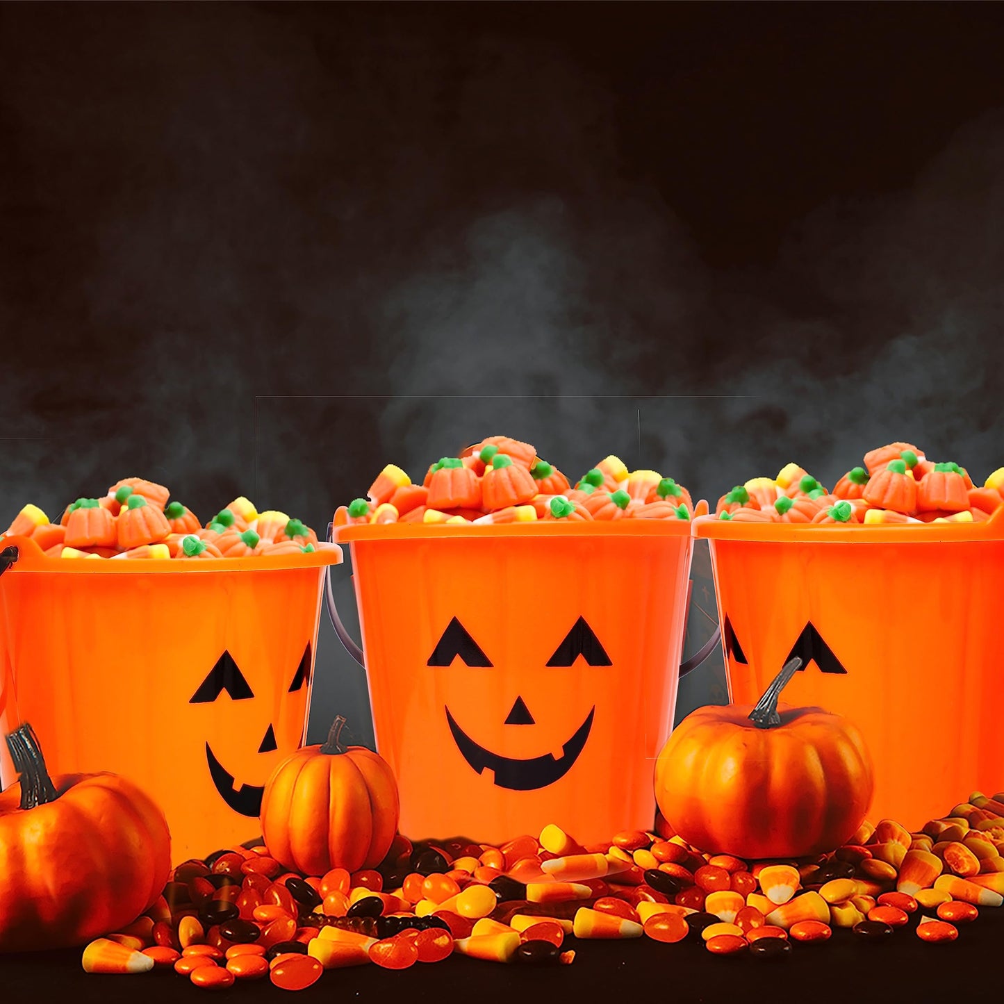 Triumpeek Halloween Pumpkin Trick Treat Buckets, 12 pcs Halloween Jack O Lantern Pails, Trick or Treat Bucket, Portable Plastic Candy Pumpkin Pails