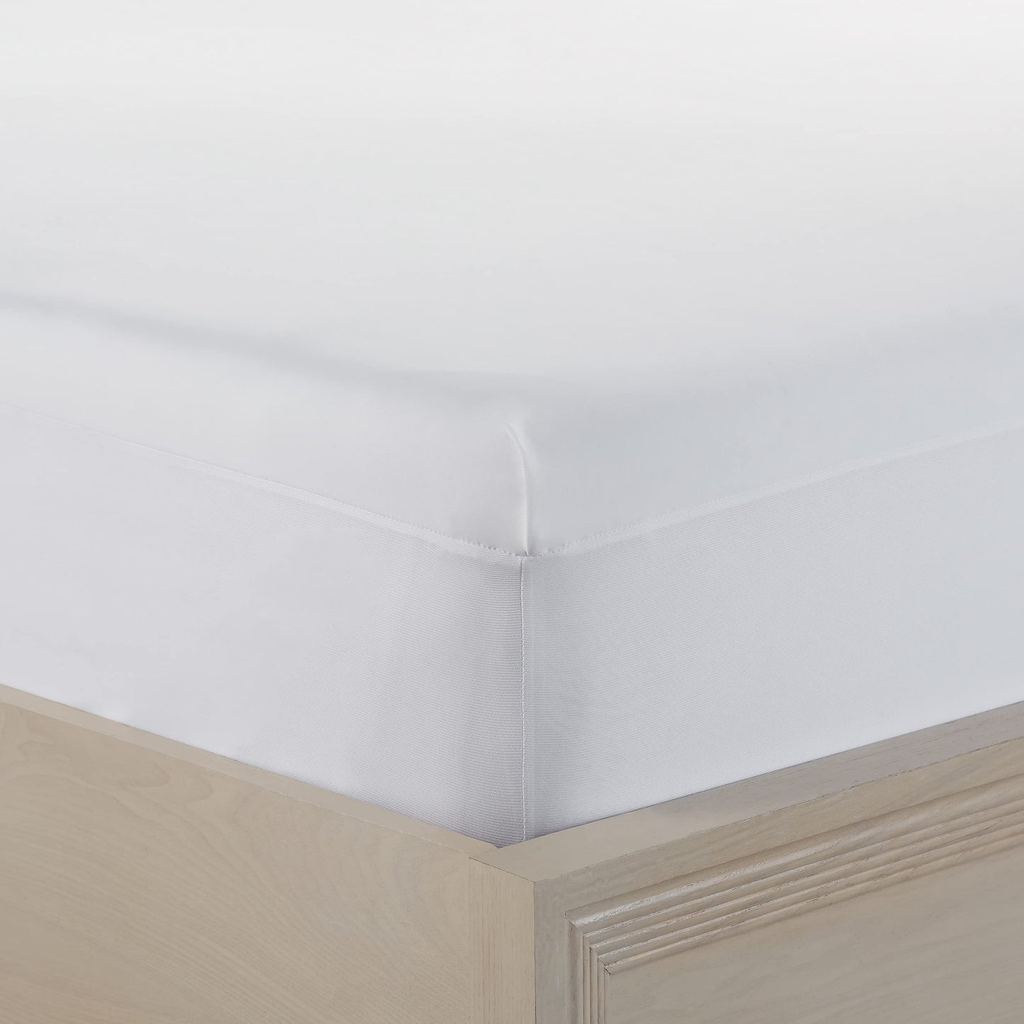 Serta Power Chill Waterproof Mattress Cover, Soft and Breathable Cooling Mattress Protector, 15" Elastic Deep Pocket for Secure Fit, Full, White