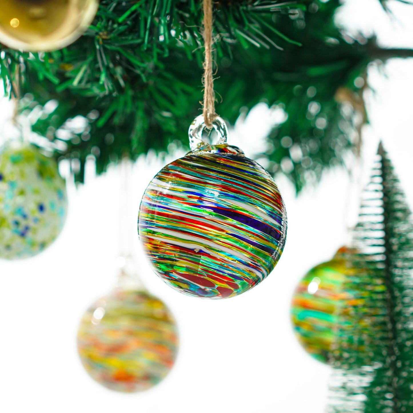 Set of 6 Hand Blown Glass Christmas Ornaments Hanging Gazing Ball Witches Ball Christmas Decor for Garden Patio Window Xmas Tree