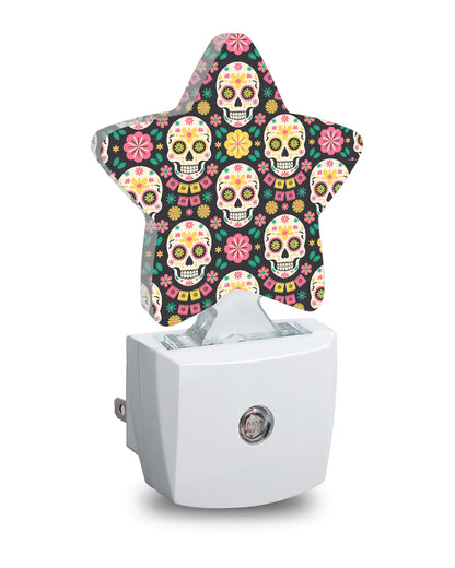 Star Night Light with Dusk to Dawn Sensor, Funny Skull Plug in Night Light for Kids Bedroom Nursery, Soft Warm Glow Lamp for Hallway Bathroom Energy Saving