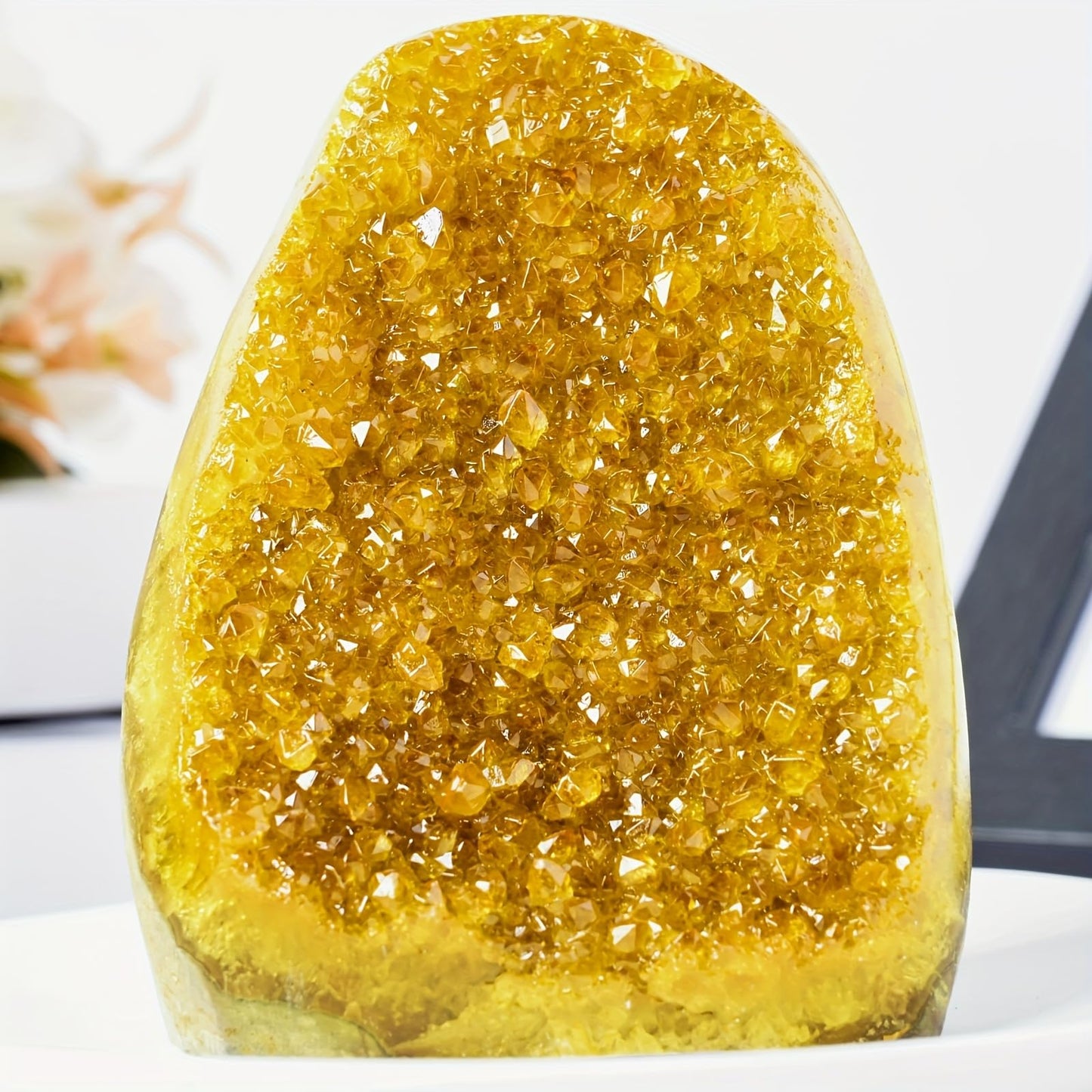 CrystalHola 1Pc Yellow Geode Crystal Cluster 200-300g (0.44-0.66lb) for Meditation, Home Decoration, Crystal Collecting, Feng Shui Ornaments