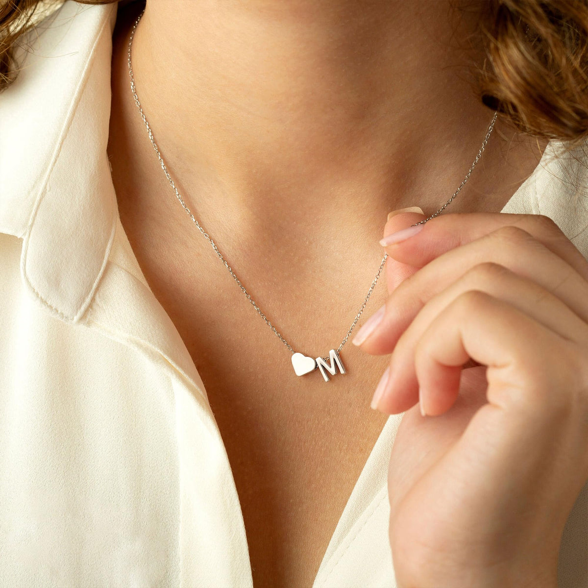 Turandoss Mothers Day Gifts - Heart Initial A Necklaces for Women Trendy, Dainty 18K Gold Plated Heart Letter Necklaces Personalized Name Jewelry Mothers Day Gifts for Mom Girlfriend Wife Daughter
