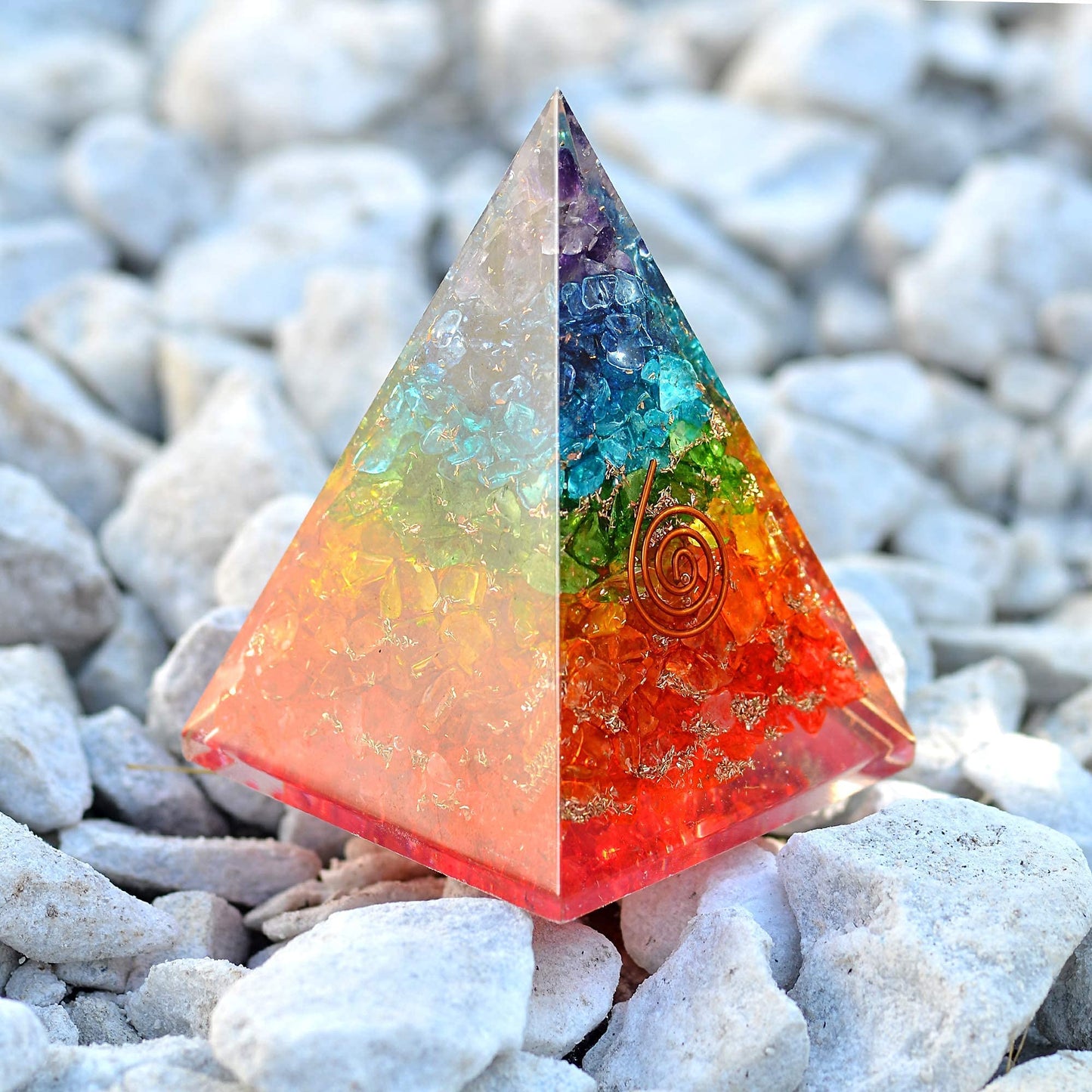 Orgonite Crystal Pyramid - Chakra Balancing Orgone Energy Generator Healing Stone Pyramid for Spiritual Healing, Reki Gift and Meditation (Crown Chakra Symbol)