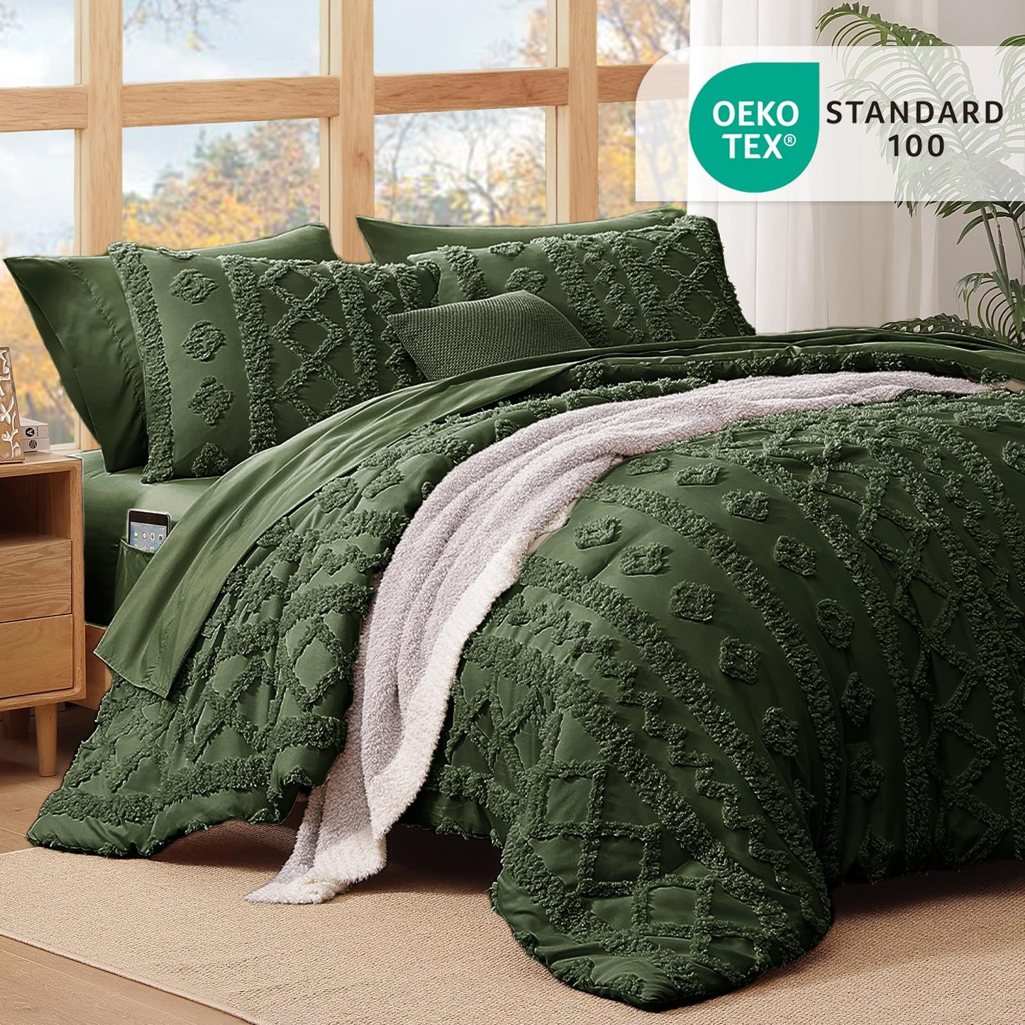 WRENSONGE Queen Size Comforter Set with Sheets - 7 Pieces Dark Green Tufted Bed in a Bag Queen Shabby Chic Bedding Sets with 1 Comforter, 2 Sheets, 2 Pillowcases & 2 Shams