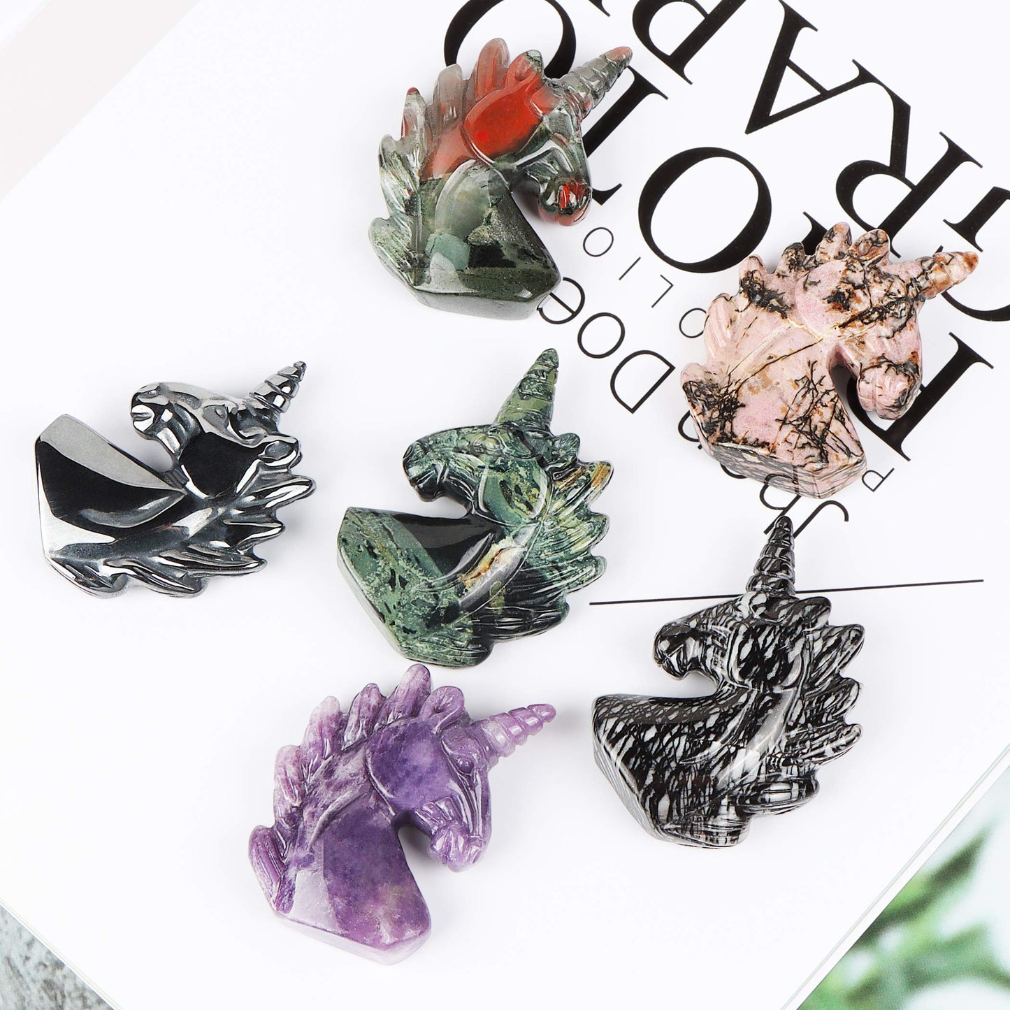 Artistone 3" Crystal Unicorn Figurines Statue,Hand Carved Kambaba Jasper Gemstone Magical Unicorn Healing Stones Collectibles Christmas Ornaments