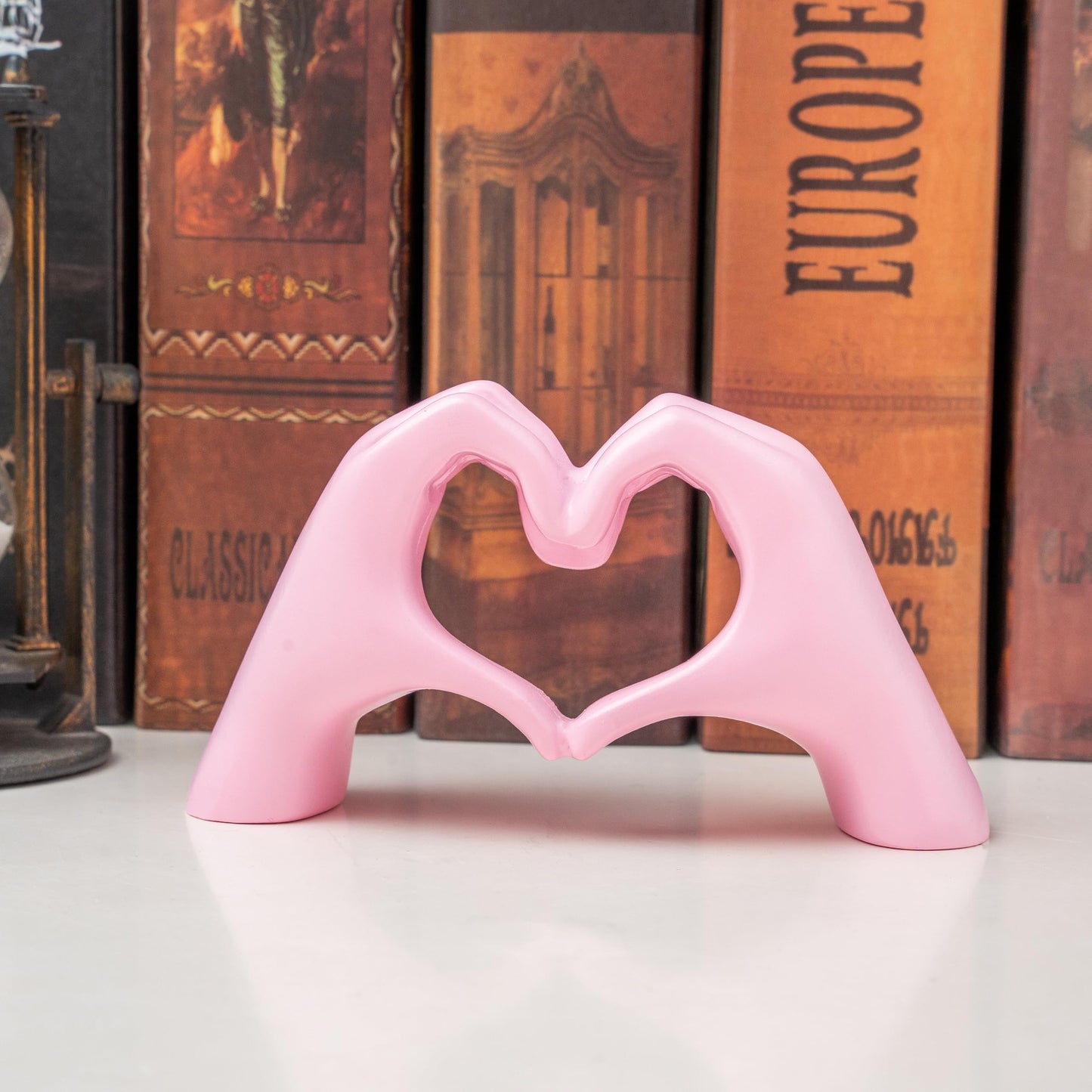 Small Heart Hands Sculpture Decor for Living Room Bedroom Bookshelf Coffe Table and Office Display, Love Finger Statue Modern Aesthetic Home Decor, Unique Gift for Wedding Christmas Birthday (Gold)