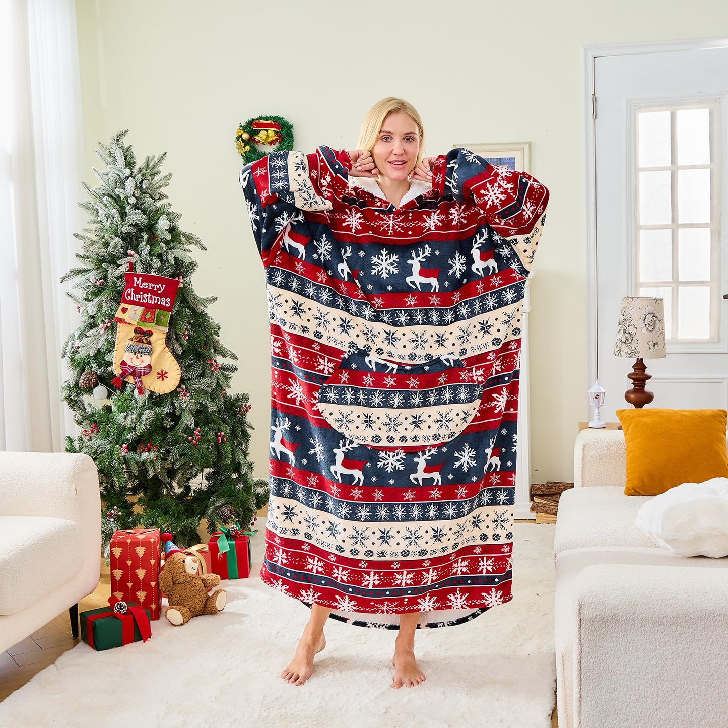 Moinlizy Wearable Blanket Hoodie, Long Thick Hooded Blanket Oversized for Adults Women Men with Pocket and Sleeves, Christmas Red Xmas Deer