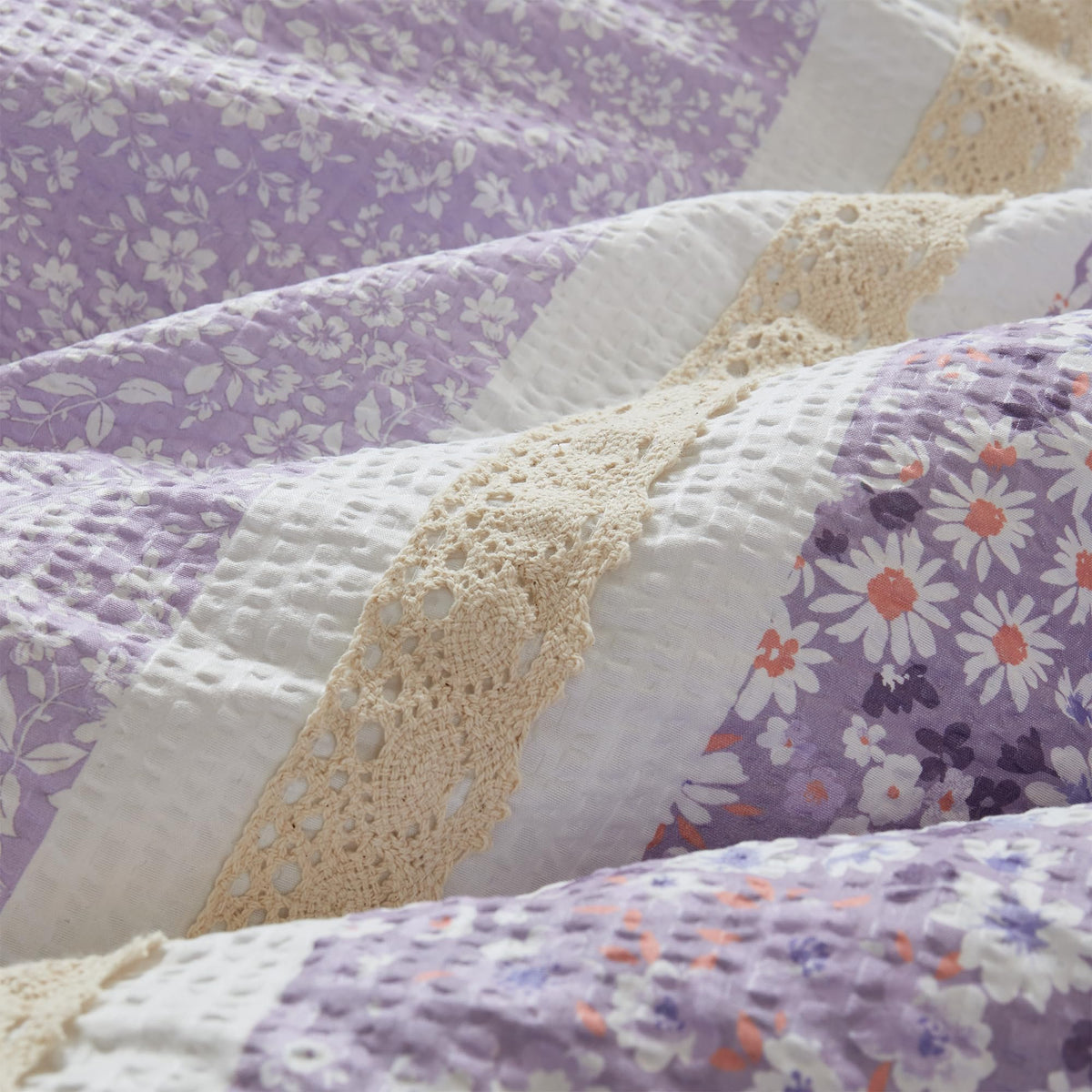 Madison Park Comforter Set, Seersucker Floral King Size Comforter Sets, Microfiber Comforters, All Season Lightweight Comforter, Throw Pillows, Caralie, King/Cal King Purple 5 Piece