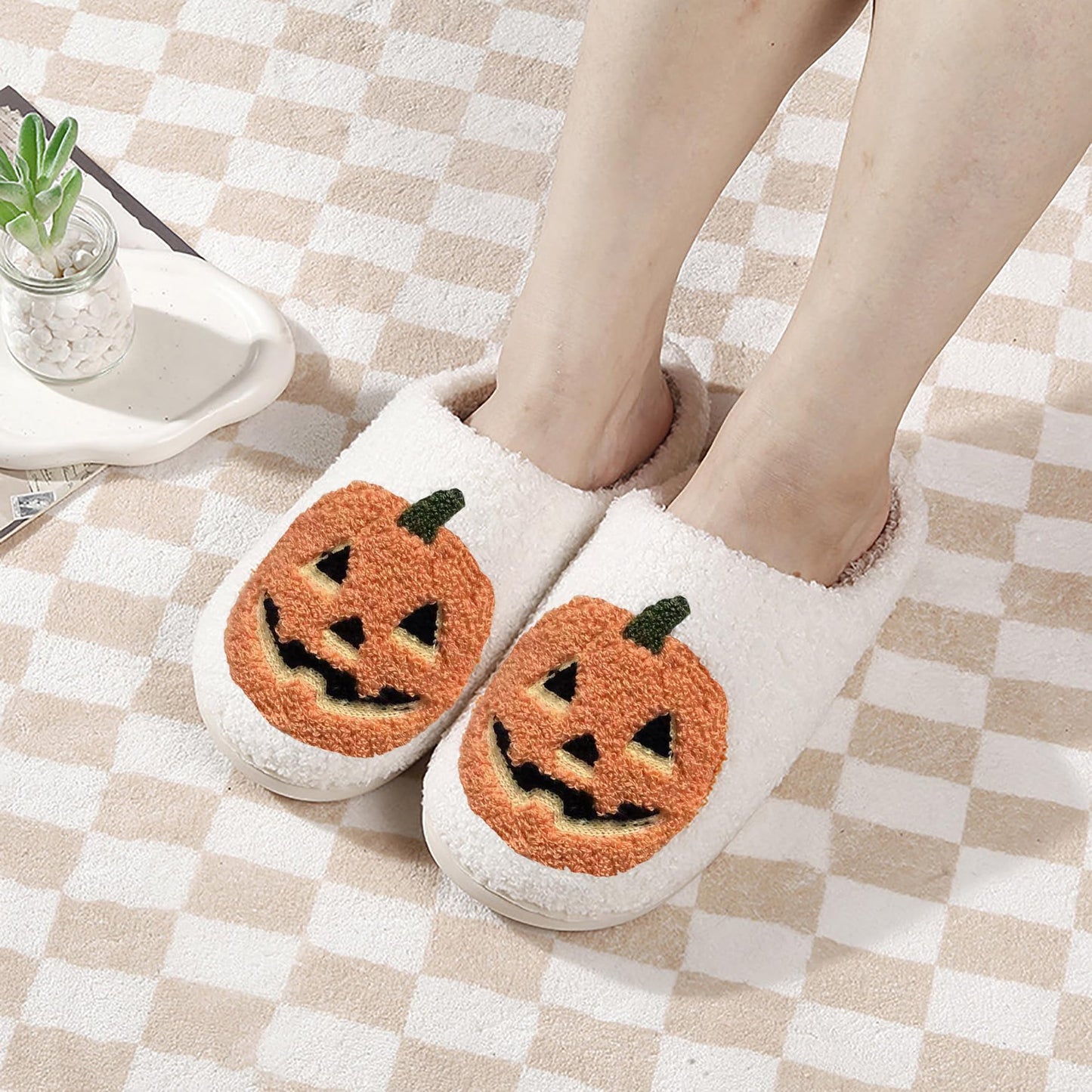 ULEL Halloween Pumpkin Slippers for Womens Mens Plush Warm Spooky Lantern Pumpkin Slippers House Shoes Yellow-43-44