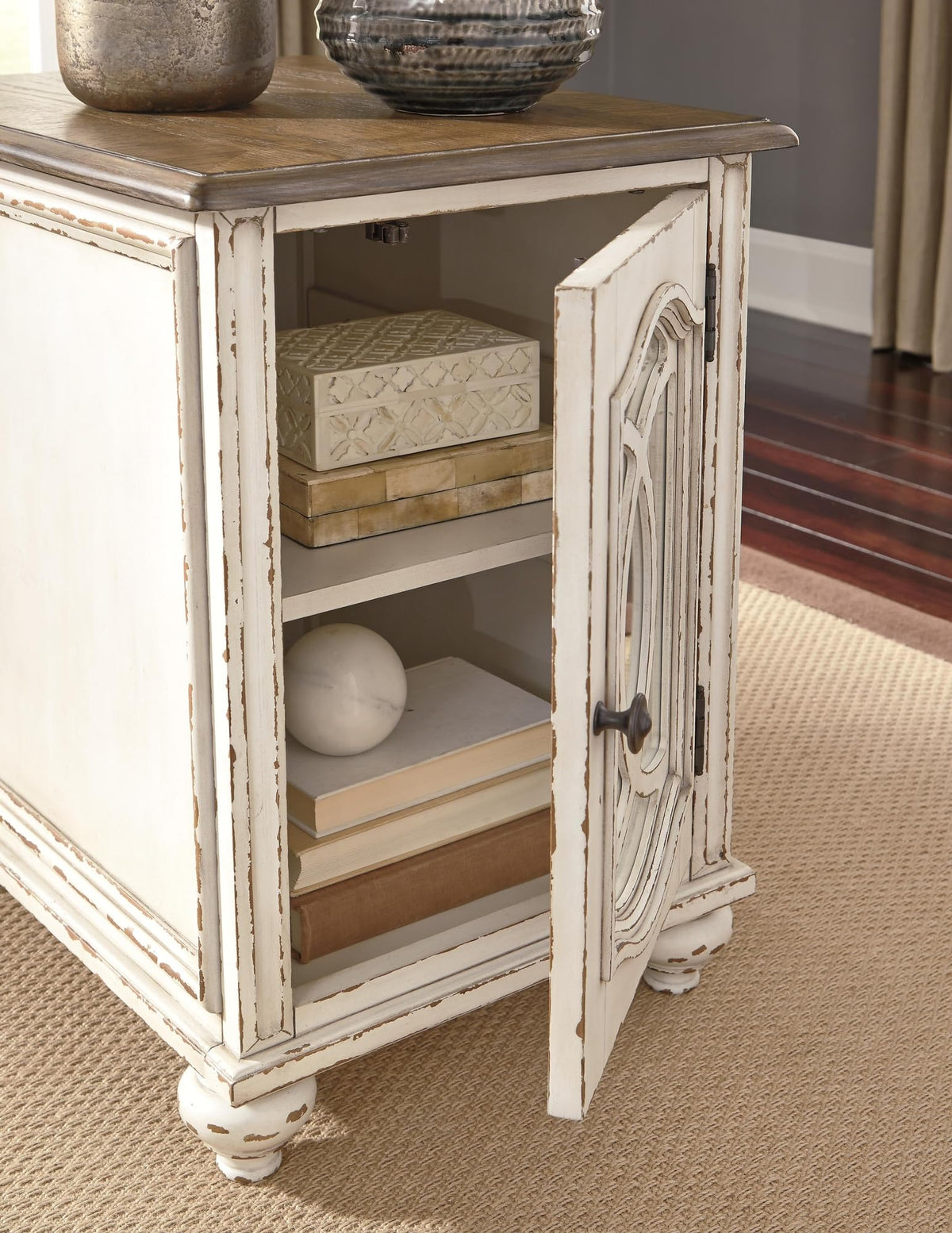 Signature Design by Ashley Realyn Chairside End Table, Living Room Side Table, Antique Two-Tone Mirrored Door, Ash Veneer, Wood and Engineered Wood, White/Brown, 18"W x 24"D x 25"H