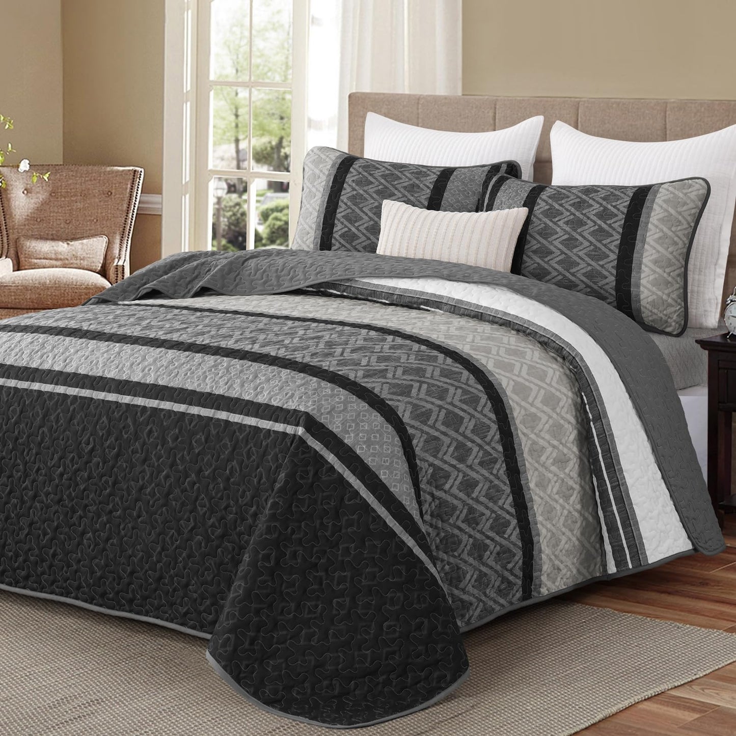 Dinjoy Queen Quilt Set Dark Grey,Striped Bedspread Queen Size, Fall Bedding Sets 3 Pieces Micofiber Lightweight Mens Quilts with 2 Pillow Shams Black Gray Coverlet Bed Sets for Family 96''x90''
