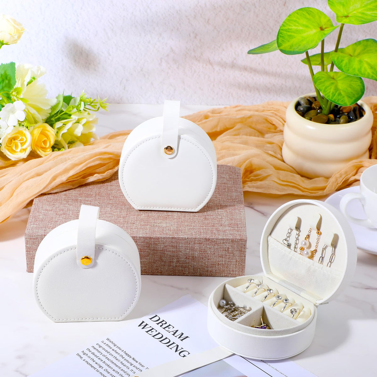 Limbeuuu 10 Pack Travel Jewelry Case Mini Jewelry Travel Case, Half Moon Design, Detachable Handle, Small Earring Storage Organizer for Women Girls Bridesmaid Proposal Gifts(White)