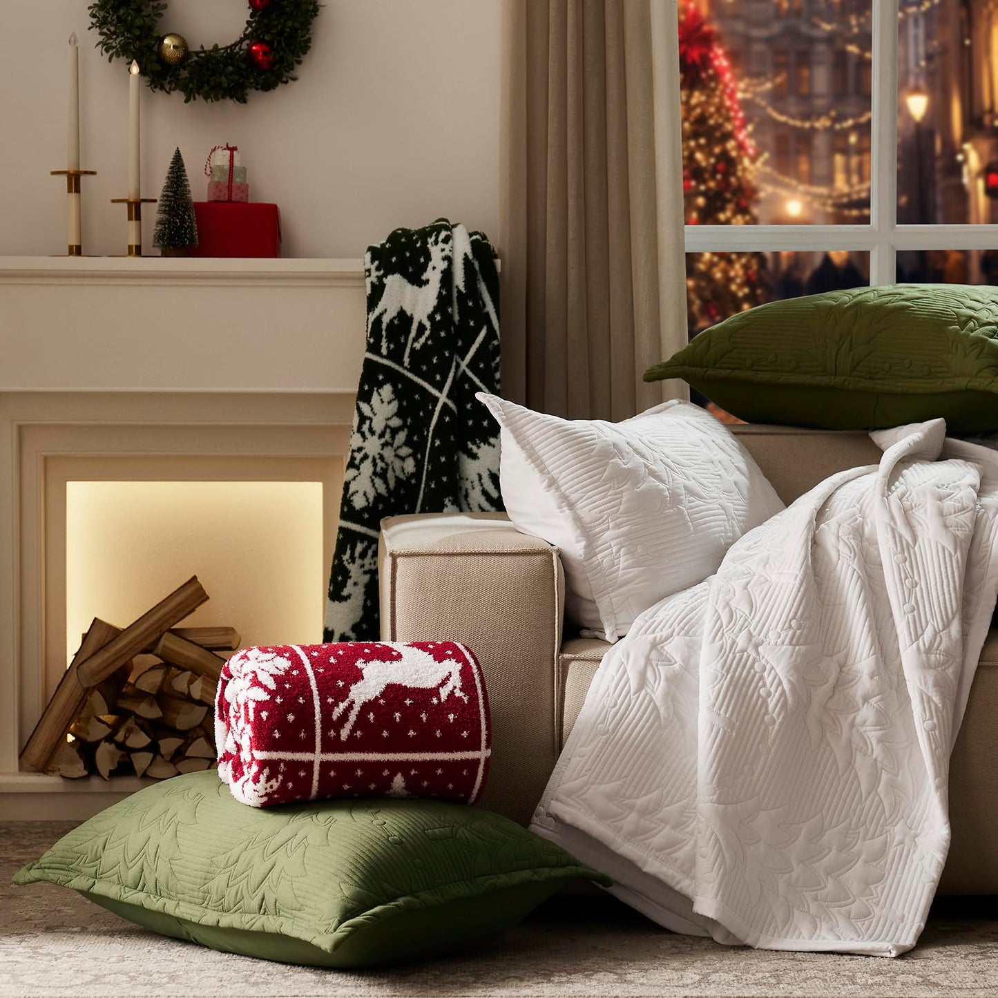 Super Soft Christmas Throw Blanket for Couch Bed Living Room Decor, Fuzzy Fluffy Fleece Cozy Like Chenille, Cute Tree Deer Snow Pattern, Thick and Warm for Winter, Red and White, Small 50x60 inch