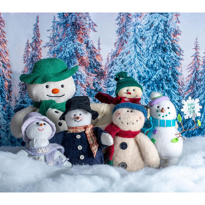 Apragaz Christmas Fake Snow Decoration, Artificial Snow Fluffy Fake Snow Decor, Flame Resistant Indoor Snow for Winter Village, Nativity, Christmas Tree, Christmas Decoration(5.6 OZ)