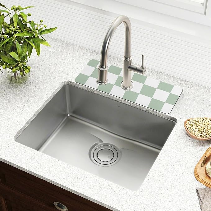 Kitchen Sink Splash Guard 1 PC 14.7 Inch Sink Faucet Mat Splash Guard