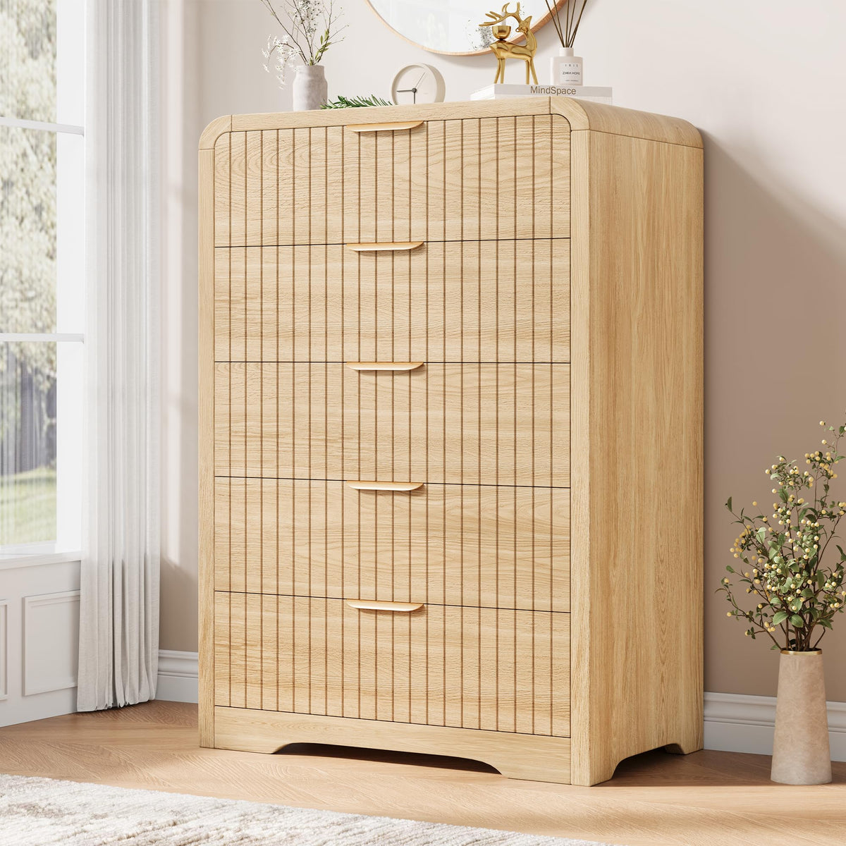 Jocoevol Fluted 5 Drawer Dresser, 43" Tall Dresser Chest of Drawers Curved Profile Design, Wood Mid Century Vertical Dresser Natural Texture for Bedroom, Natural Oak Dresser