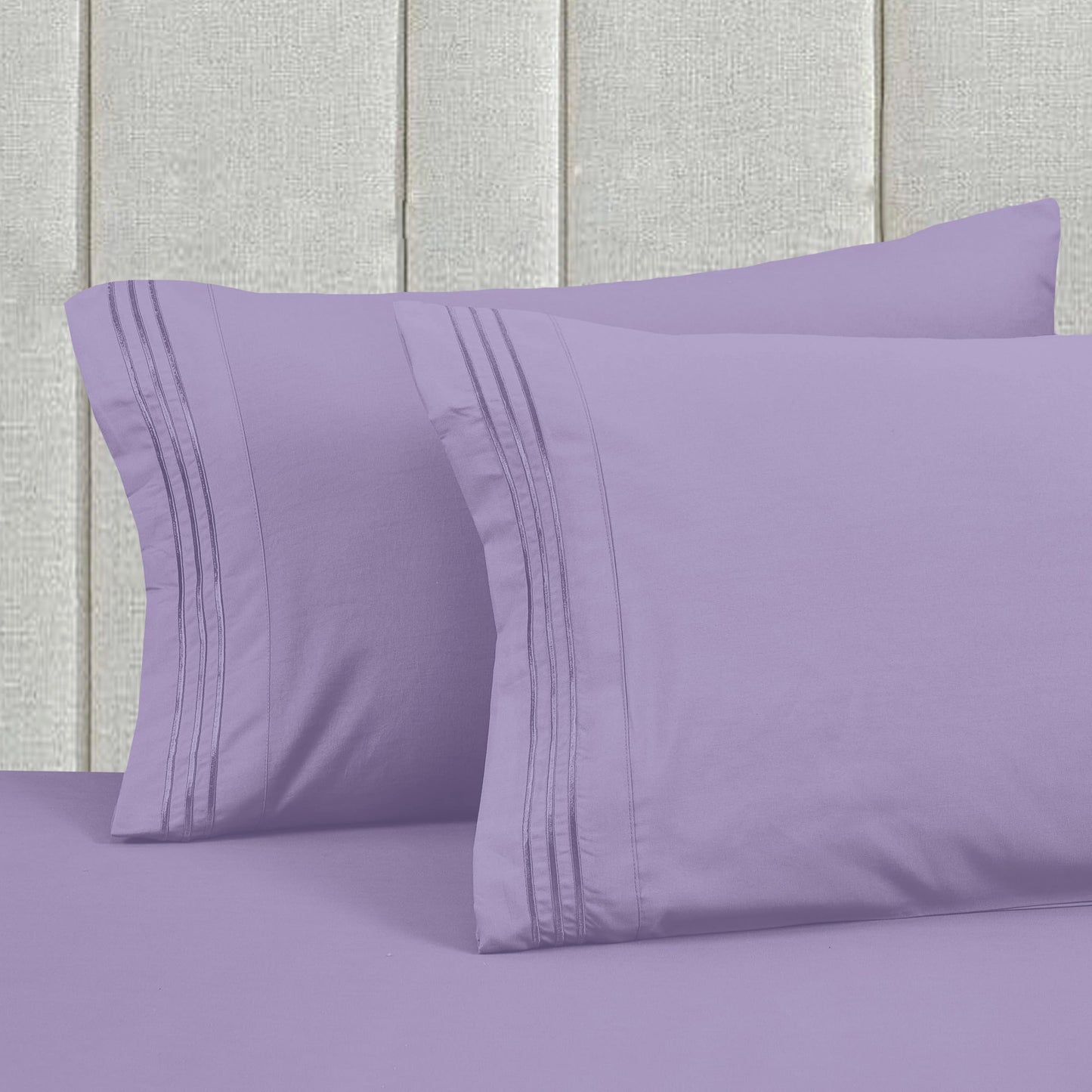 Mocassi Full Size 4-Piece Bed Sheet Set - 1800 Premium Hotel Quality Microfiber 18-24 Inches Extra Deep Pocket Fitted Sheet- Luxury Soft, Breathable, Wrinkle, and Fade Resistant, Lavender