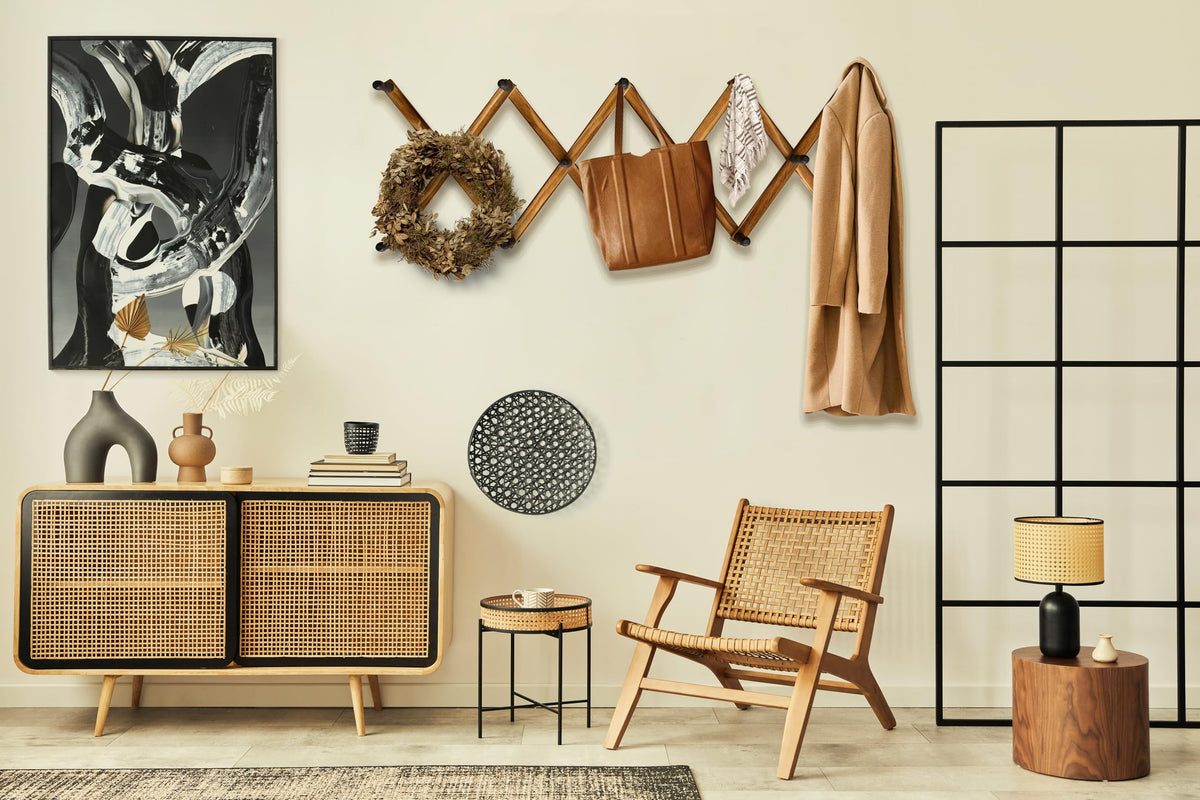 Expandable Wooden Coat Rack Hanger - Large Accordion Hanger with Expanding Pegs | Hand Made Rustic Wooden Hat Rack for Wall | Hang Coat, Jacket, Hat | Wall Rack – 14 Hook, Torched Wood