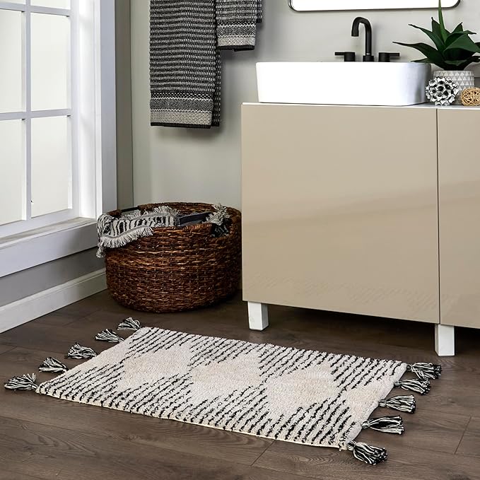 SKL Home Geo Rug for Bath/Kitchen/Bar & Gift