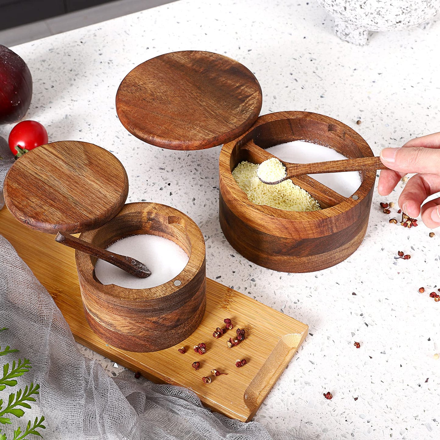 RAETTER.LY Acacia Wood Salt and Pepper Bowl, Nature Wood Salt Cellar and Spices Storage Box With Built-in Spoon and Magnetic Swivel Lid (Single Compartment 6.5 oz)
