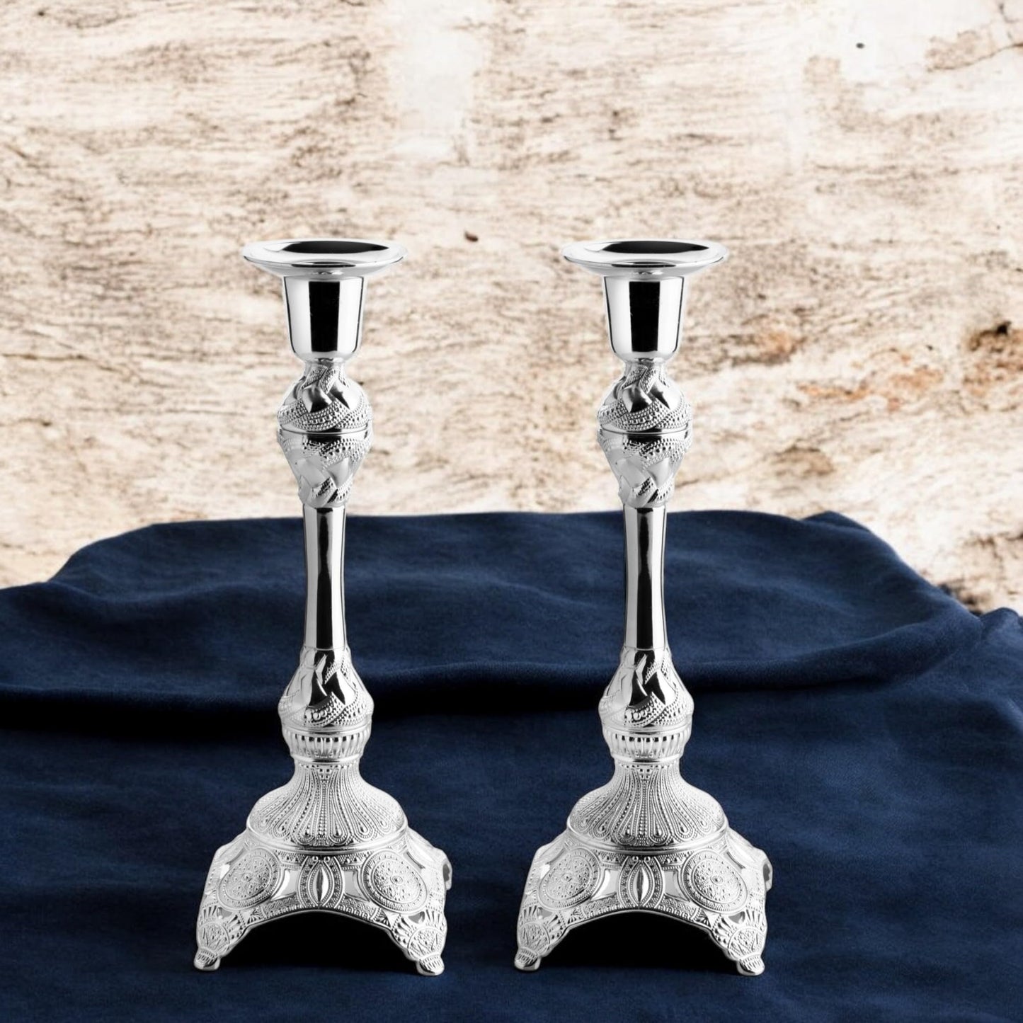 Alisveristime 2-Piece Candle Holder Set - Medium Size Decorative Zamac Candlesticks for Elegant Home Decor (Gold & Silver) (Silver)
