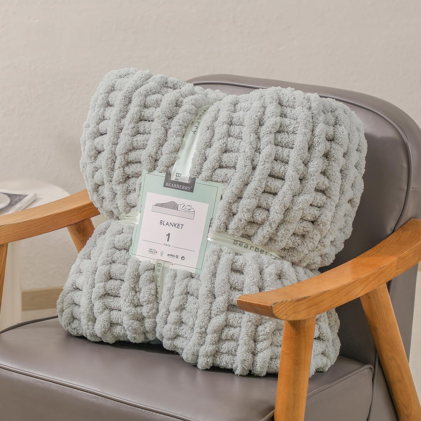 bearberry Chunky Knit Throw Blanket 50x60 Inches Handmade, Soft Jumbo Chenille Yarn with Cable Rope Knot Design | Thick Cozy Large Blanket for Couch, Sofa, Bed & Living Room Home Decor | Light Grey