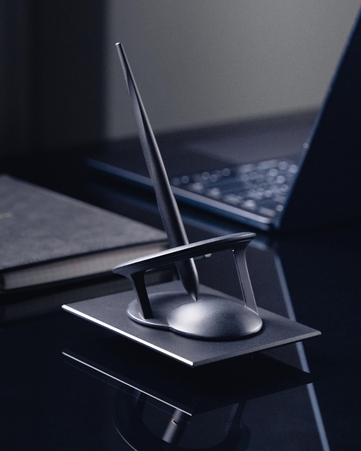 novium Hoverpen Interstellar - Space Black, Ballpoint Pen, Unique Conversational Starter, Premium Futuristic Design, Precision Flow Ink, German-engineered Ballpoint Cartridges