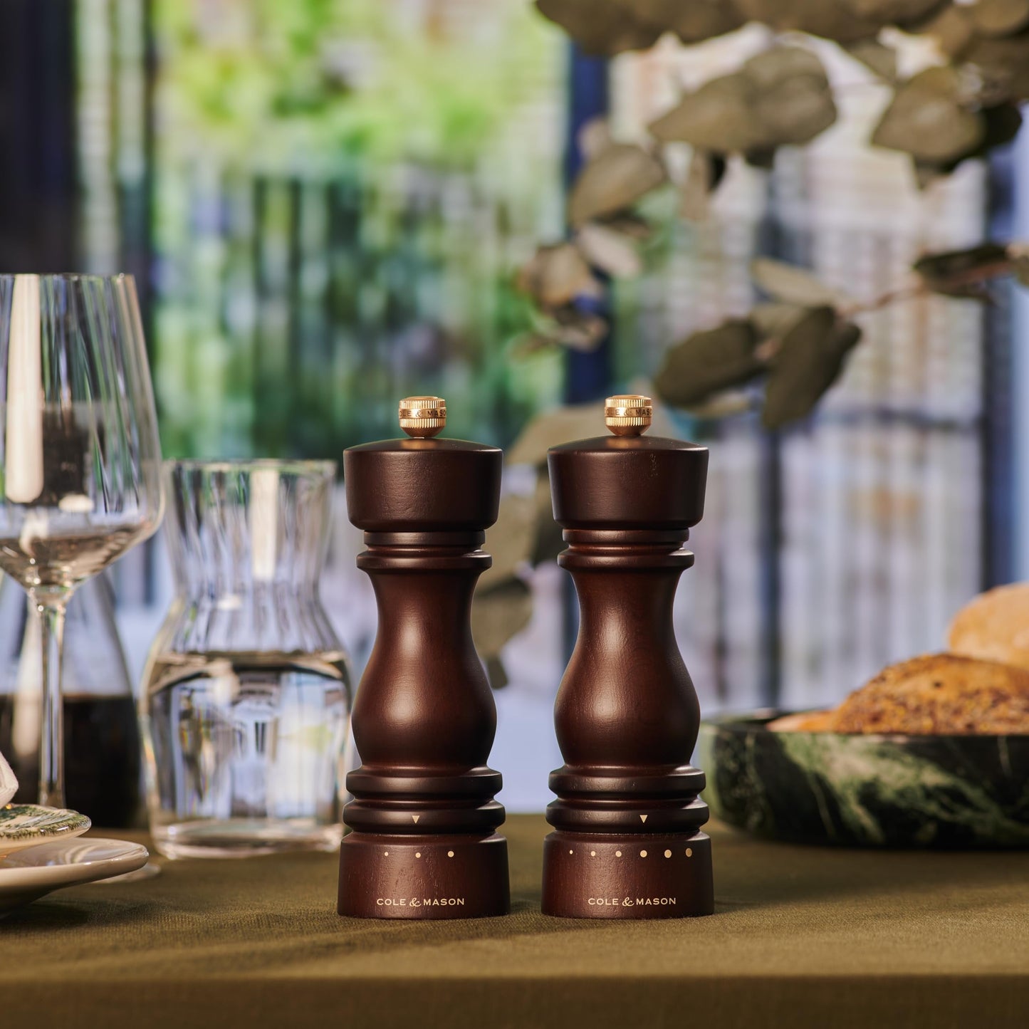 Cole & Mason London Salt and Pepper Mill Gift Set, Grind Select Adjustable Coarseness, Chocolate Wood, 180mm, Refillable Manual Grinder