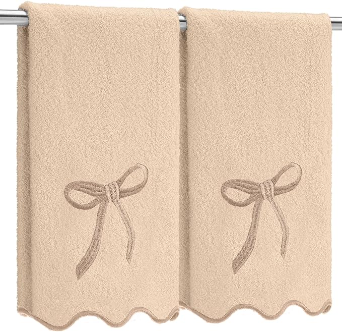 2 Pcs Brown Scalloped Hand Towels
