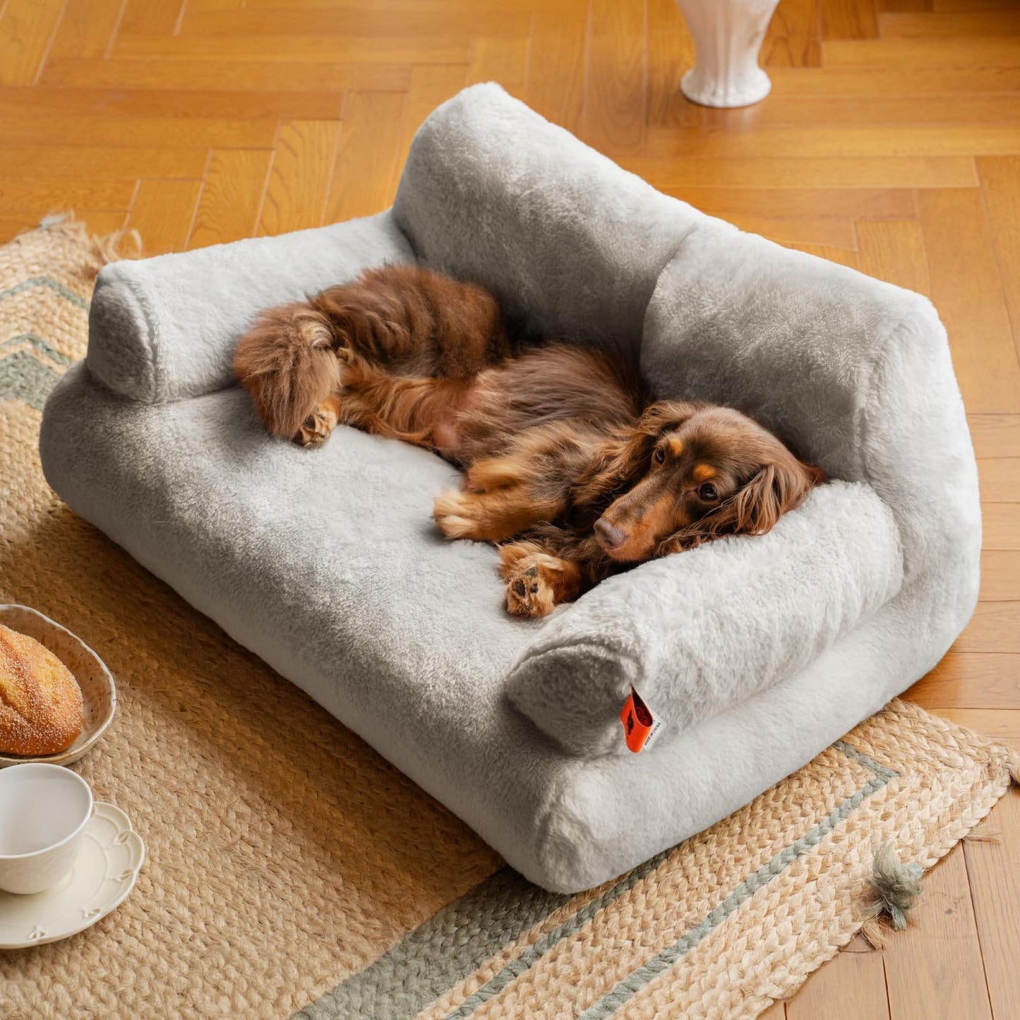 MEWOOFUN Stylish Cat Bed for Indoor Cars Large - Fluffy and Soft Cat Sofa Bed Small Dog Sofa Bed for Dogs and Cats - 66x48cm Cute Cat Bed Couch with Non-slip Bottom, Grey