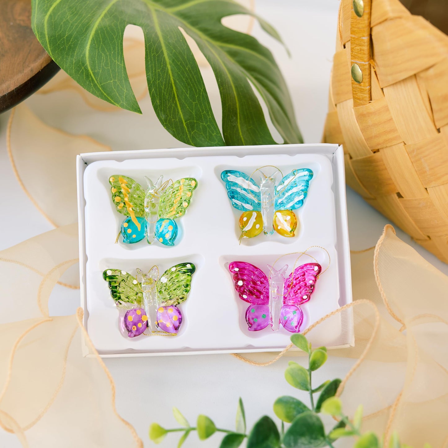 Set of 4 Crystal Butterfly Ornaments 1.7in Hanging Glass Butterflies Collectible Decoration for Home Window Patio Tree